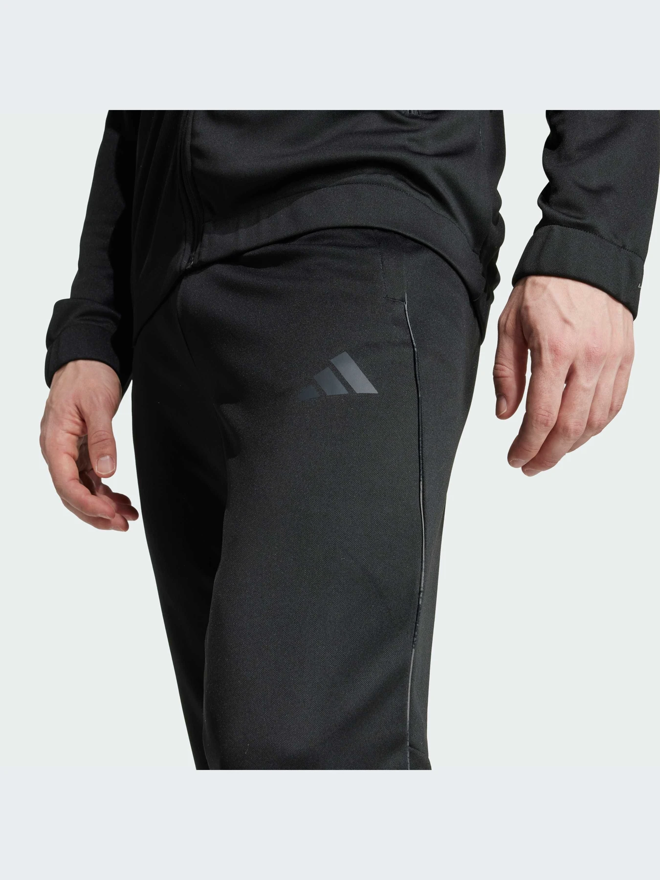 Спортивные штаны Adidas модель JV7316-KZ Спортивные штаны Adidas модель JV7316-KZ Фото