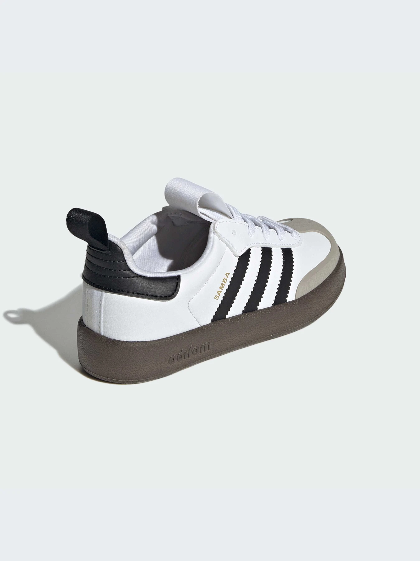 Кроссовки Adidas модель IH3505-KZ Кроссовки Adidas модель IH3505-KZ Фото