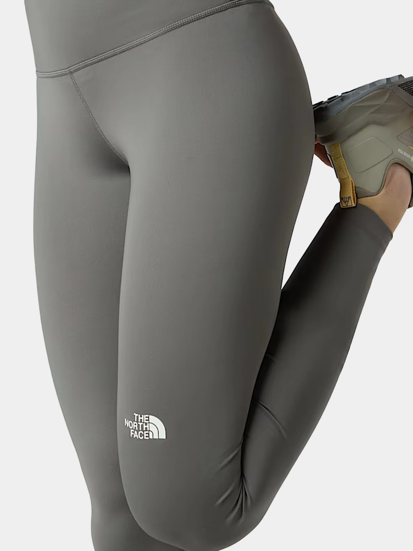 Брюки The North Face модель NF0A8EJB0UZ1 Брюки The North Face модель NF0A8EJB0UZ1 Фото