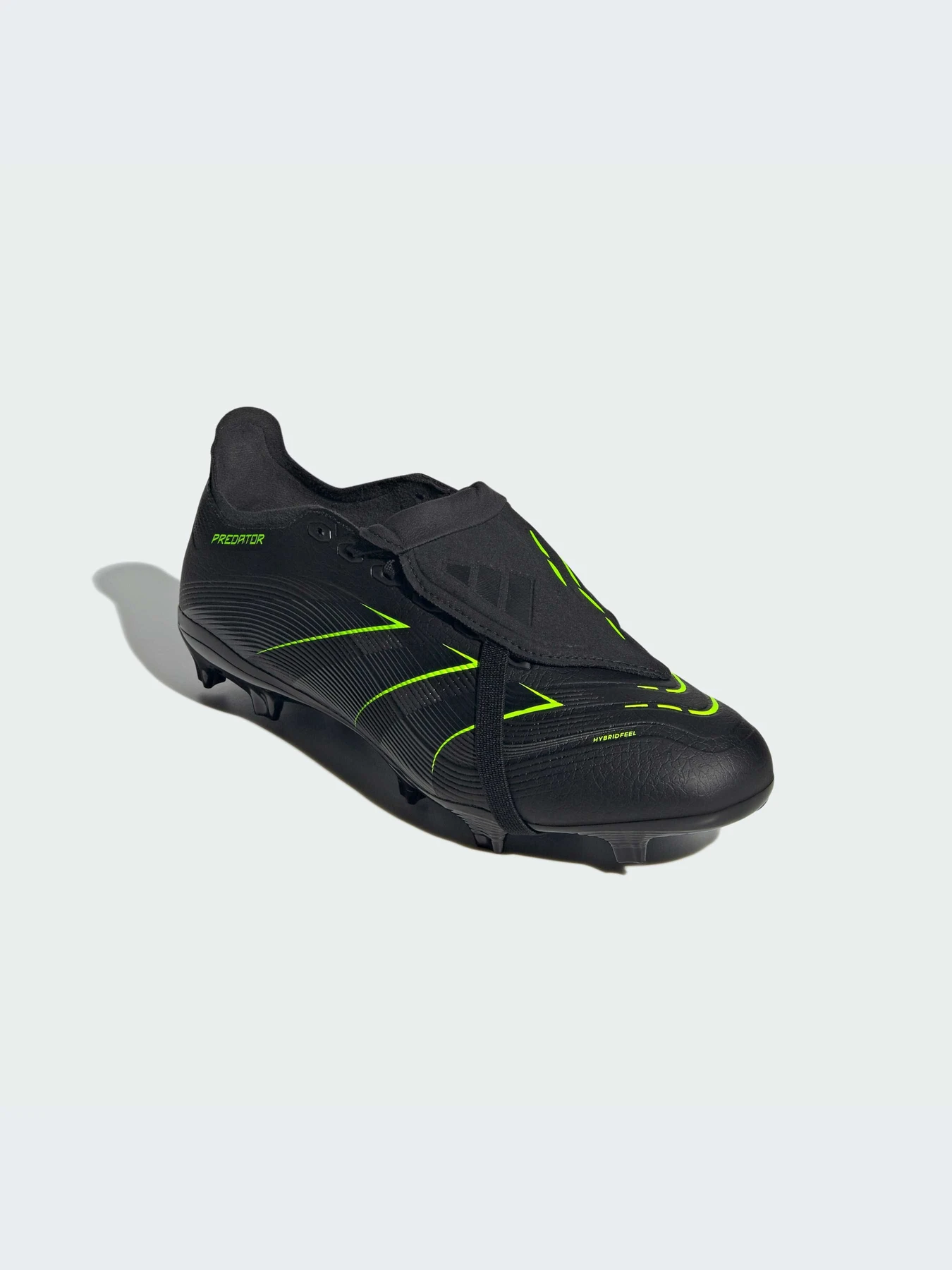 Кроссовки Adidas Predator модель JI1110-KZ Кроссовки Adidas Predator модель JI1110-KZ Фото