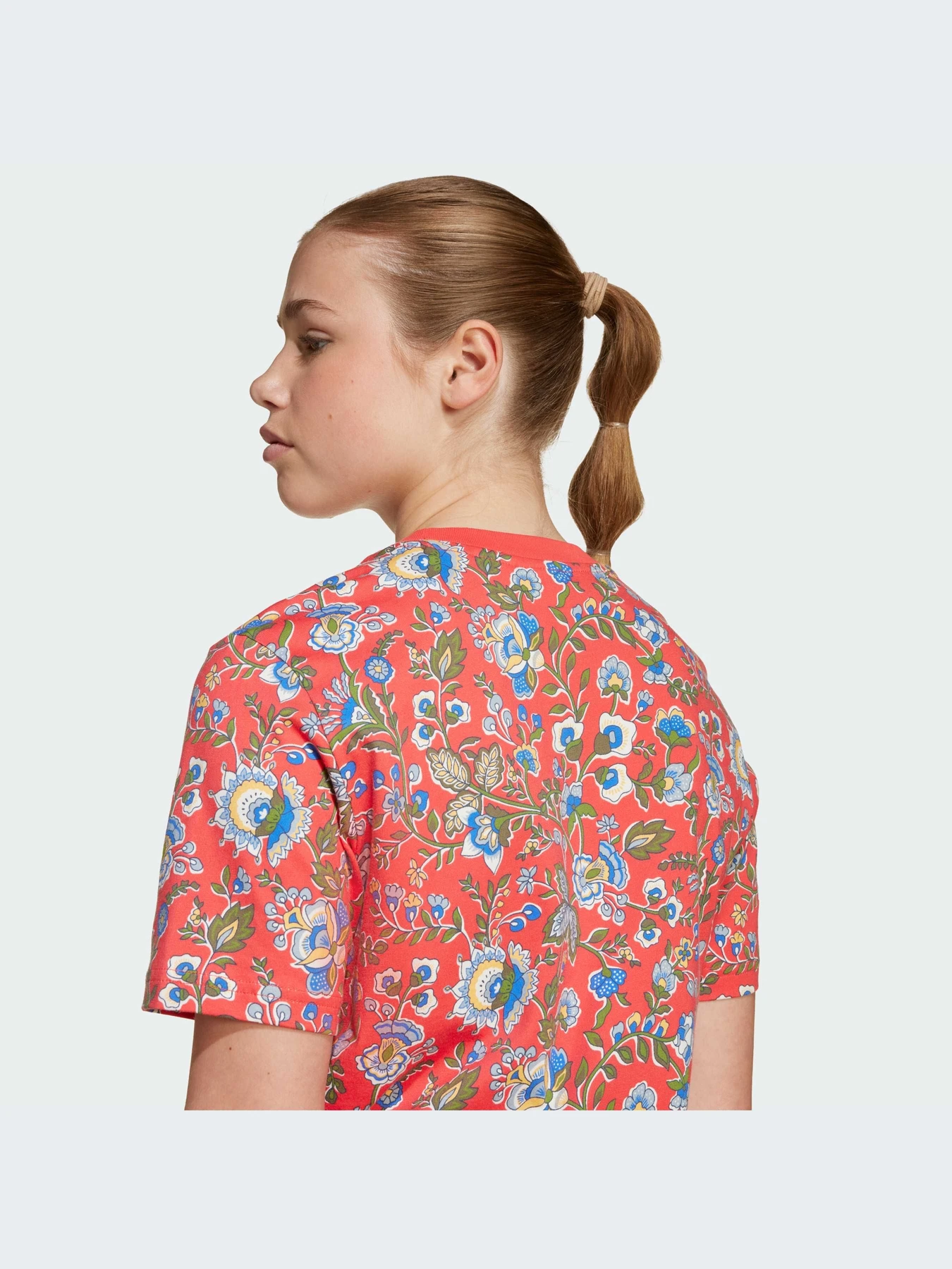 Футболки и поло Adidas Graphics модель JV7817-KZ Футболки и поло Adidas Graphics модель JV7817-KZ Фото