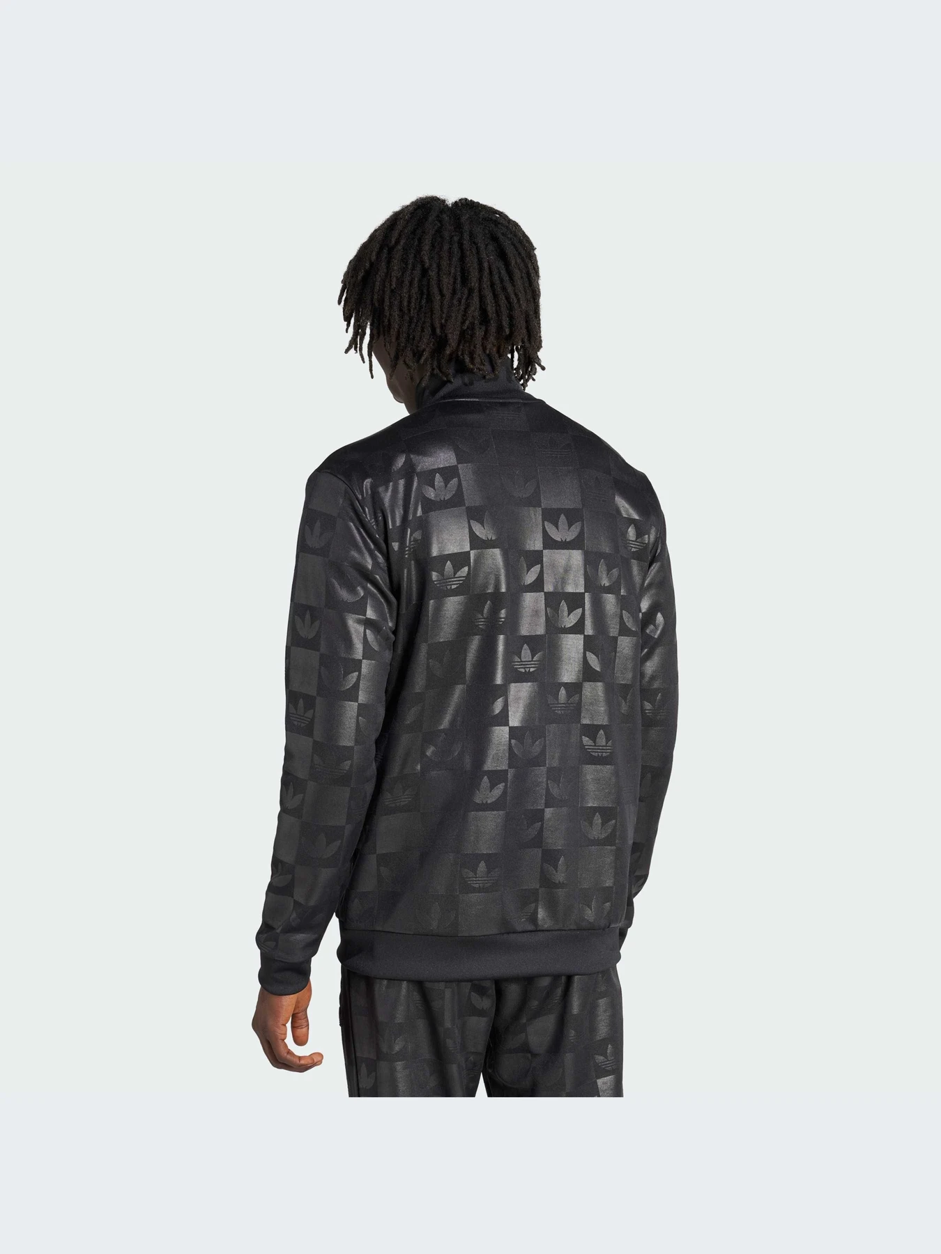 Худи и свитшоты Adidas Graphics модель JY2981-KZ Худи и свитшоты Adidas Graphics модель JY2981-KZ Фото