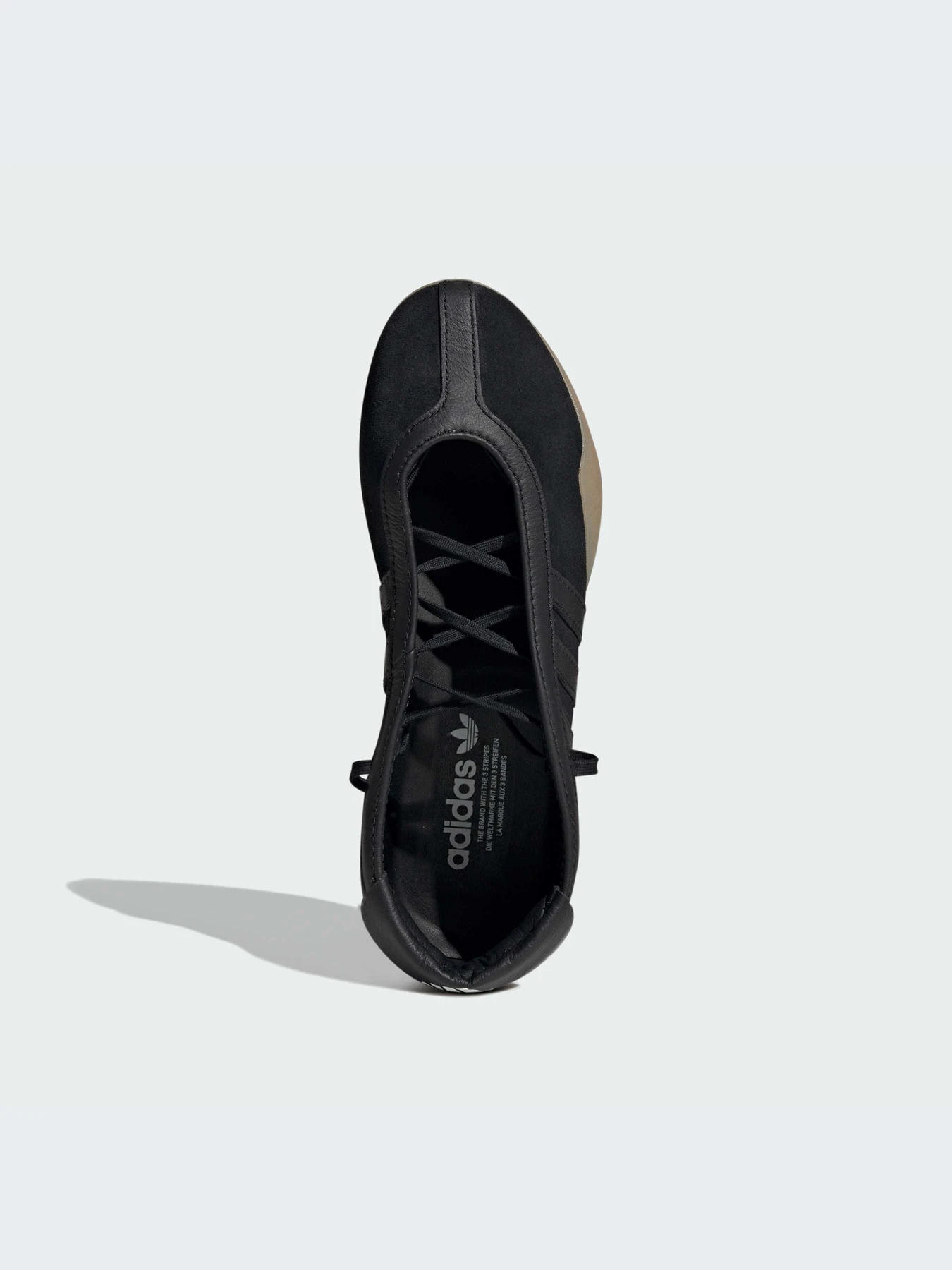 Кроссовки Adidas модель JQ0669-KZ Кроссовки Adidas модель JQ0669-KZ Фото