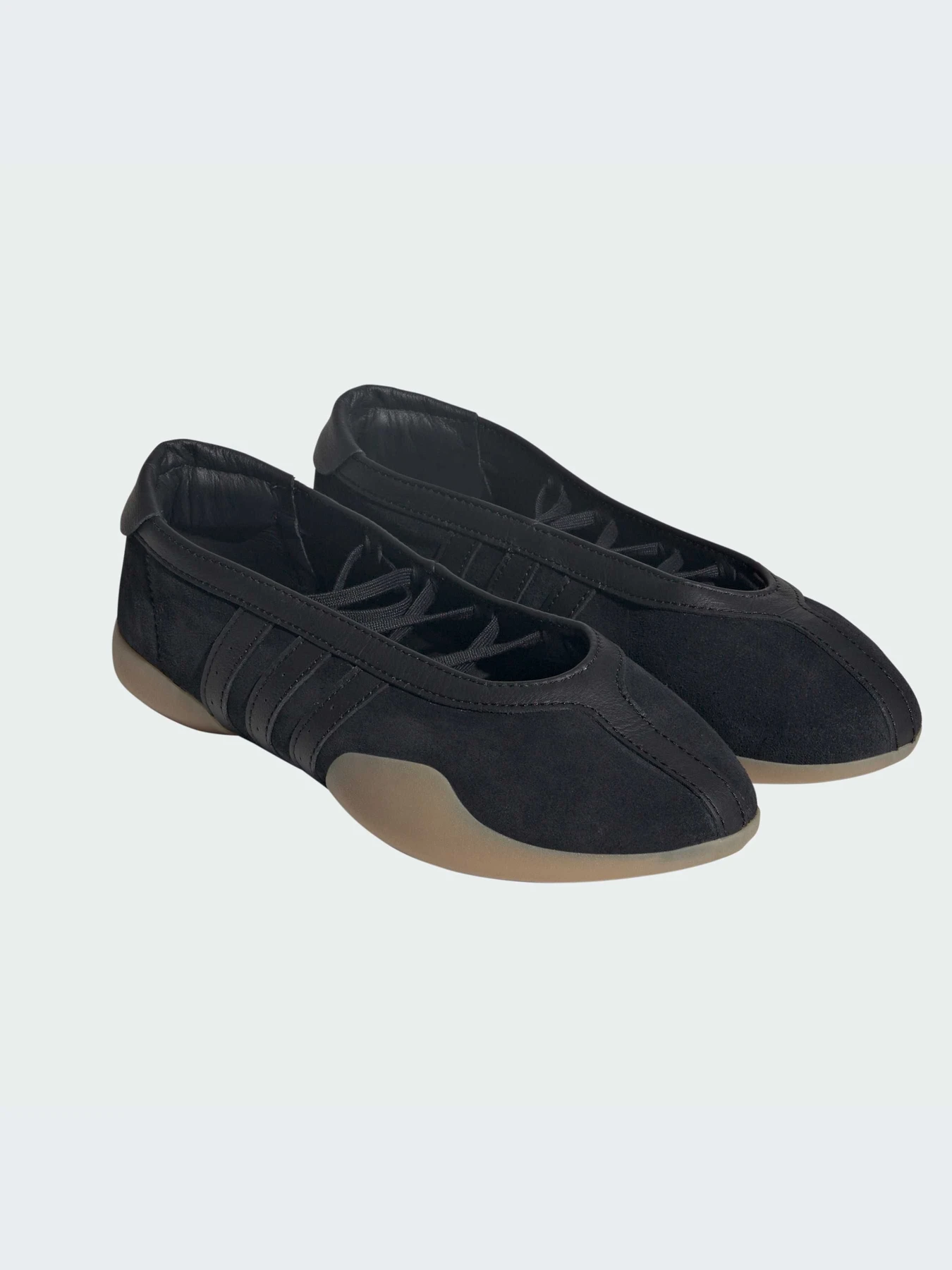 Кроссовки Adidas модель JQ0669-KZ Кроссовки Adidas модель JQ0669-KZ Фото