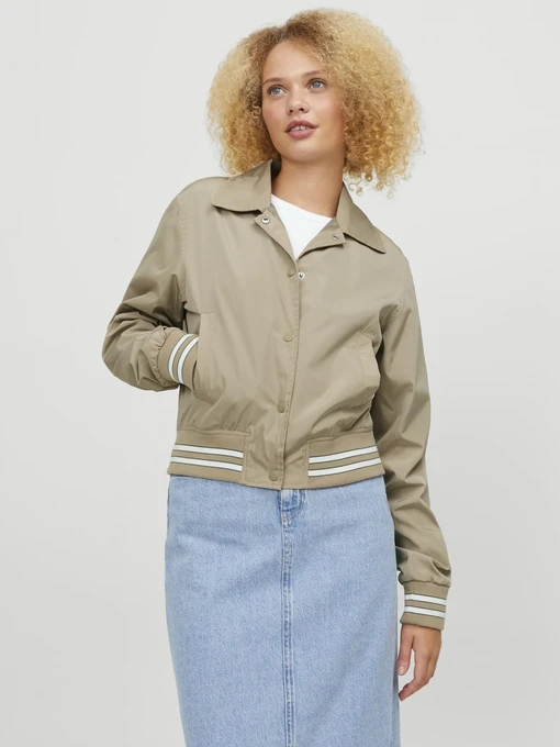 Куртки и дубленки JACK & JONES модель 12248534_Cornstalk Фото