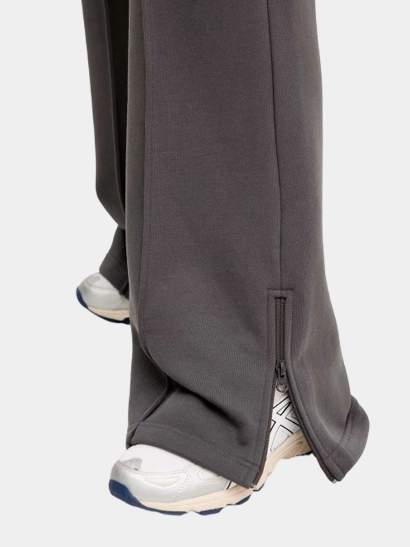 Брюки The North Face модель NF0A8DZ4RHI1 Фото