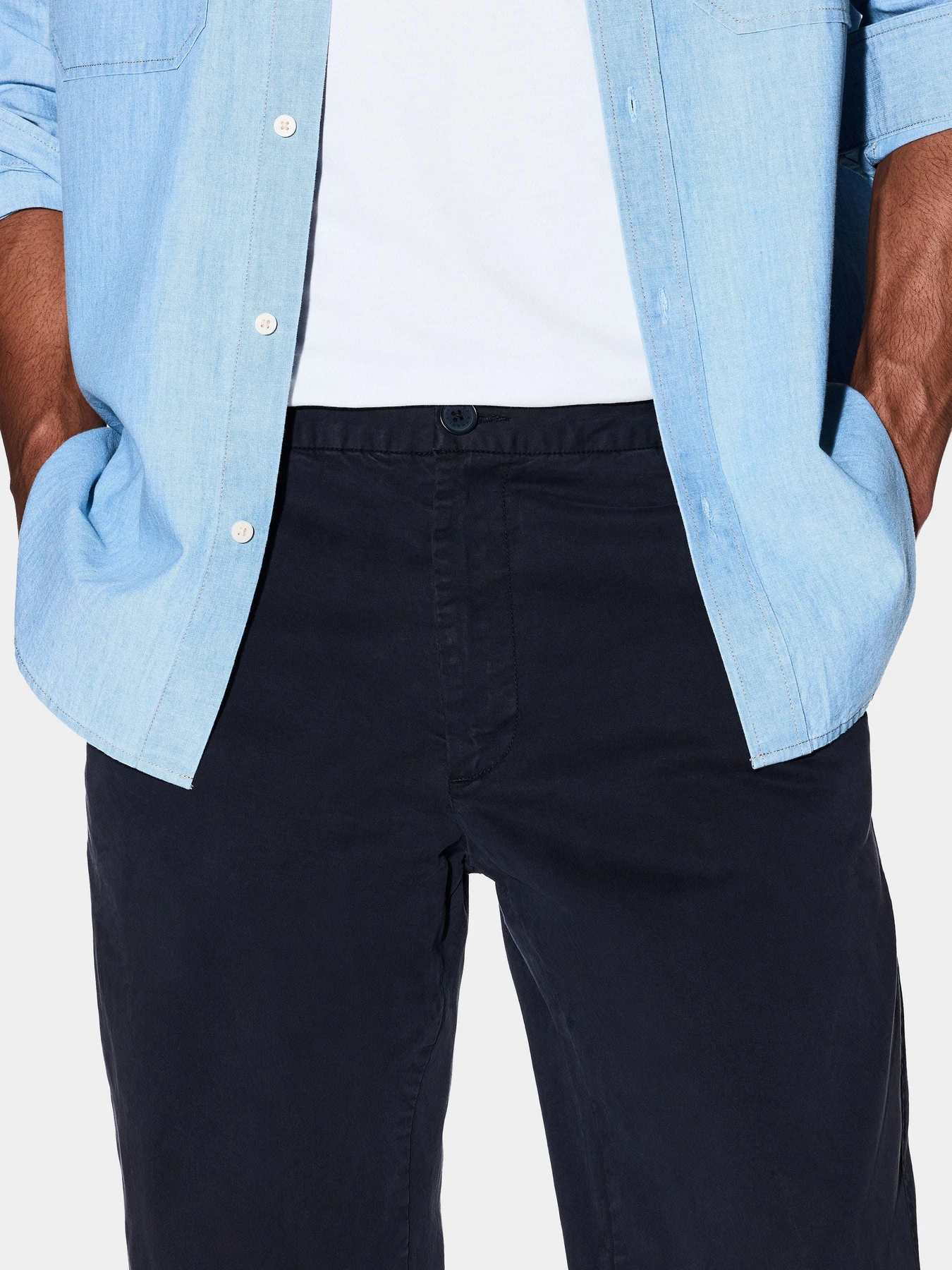 Брюки Armani Exchange модель XM001209-AF16680-UB101 Брюки Armani Exchange модель XM001209-AF16680-UB101 Фото