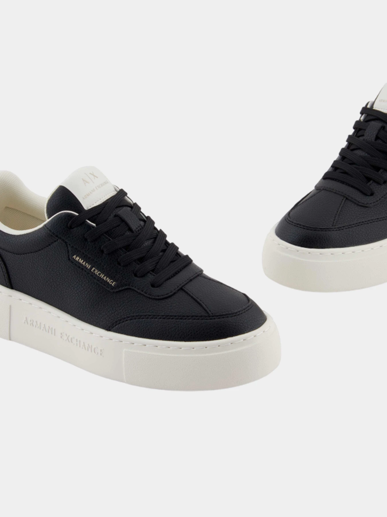 Кроссовки Armani Exchange модель XW001662-AF17351-UC001 Кроссовки Armani Exchange модель XW001662-AF17351-UC001 Фото