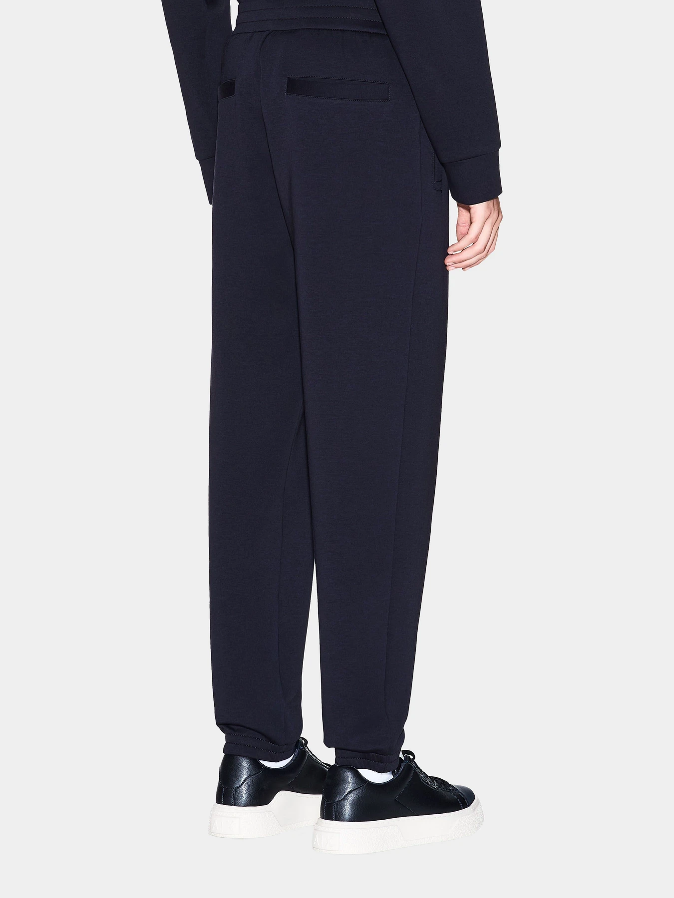 Брюки Armani Exchange модель XM000978-AF10818-UB101 Брюки Armani Exchange модель XM000978-AF10818-UB101 Фото