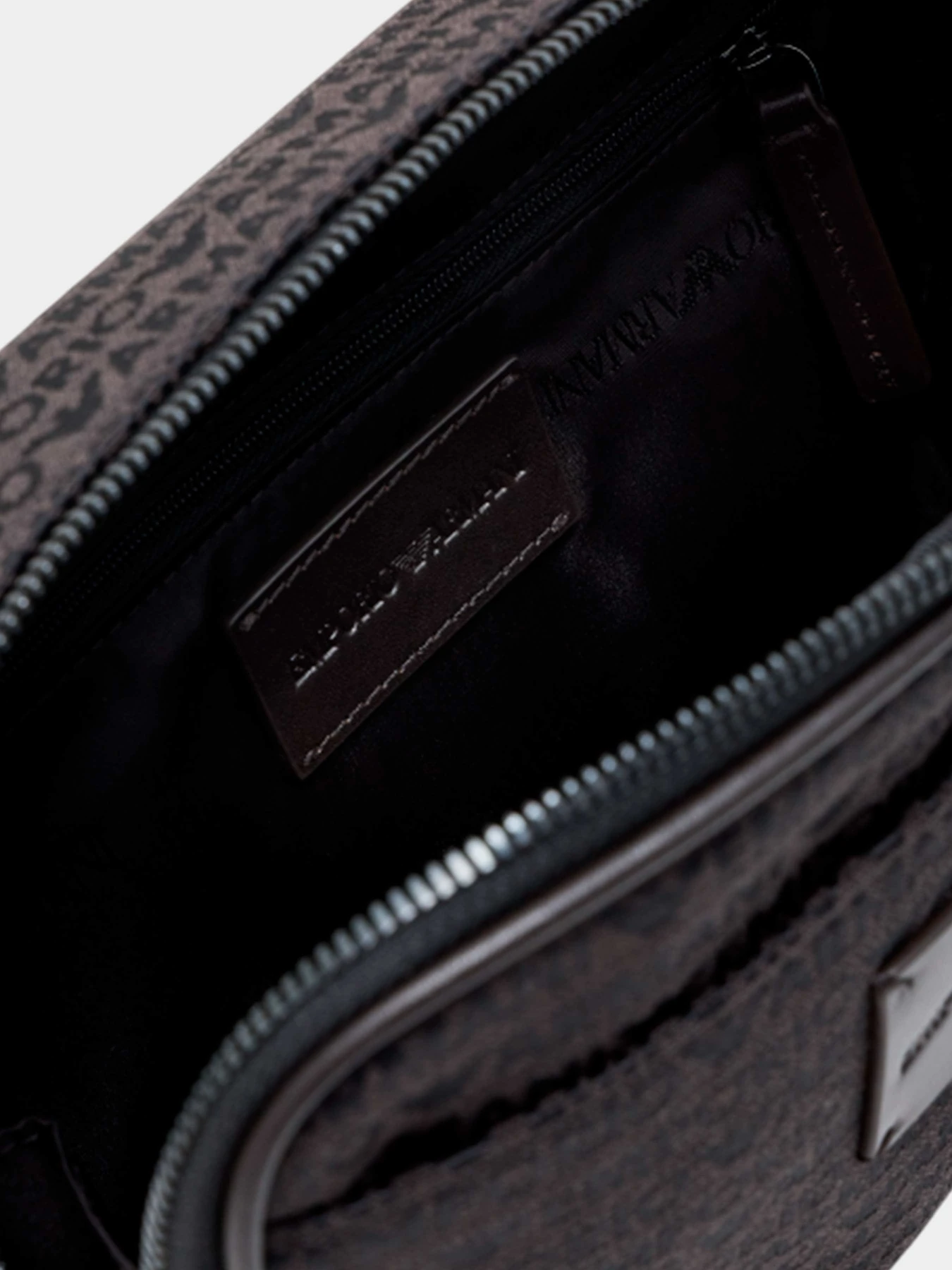 Сумки Emporio Armani модель EM003418-AF13823-U8168 Фото