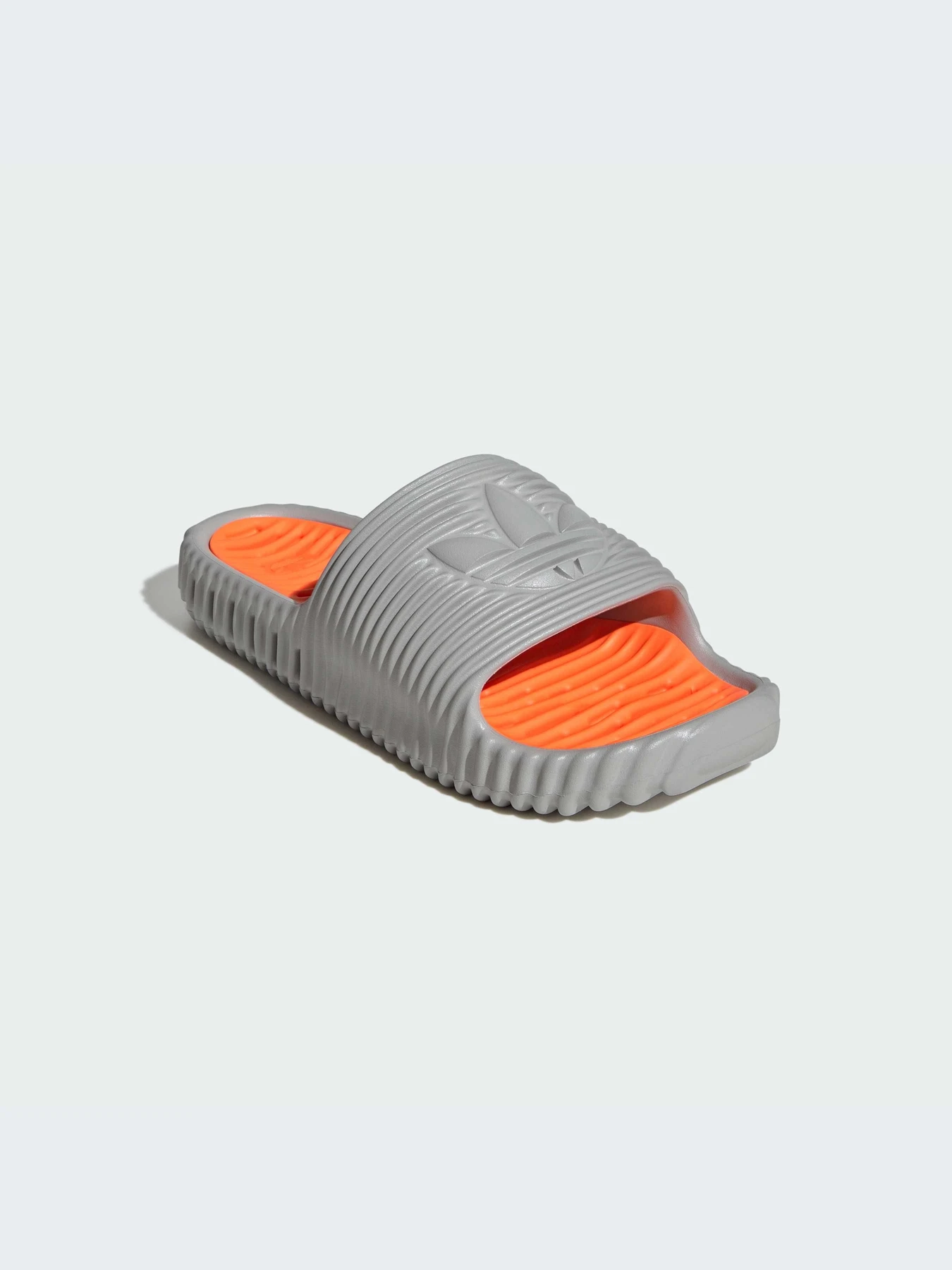 Шлёпанцы Adidas Adilette модель JH5518-KZ Шлёпанцы Adidas Adilette модель JH5518-KZ Фото