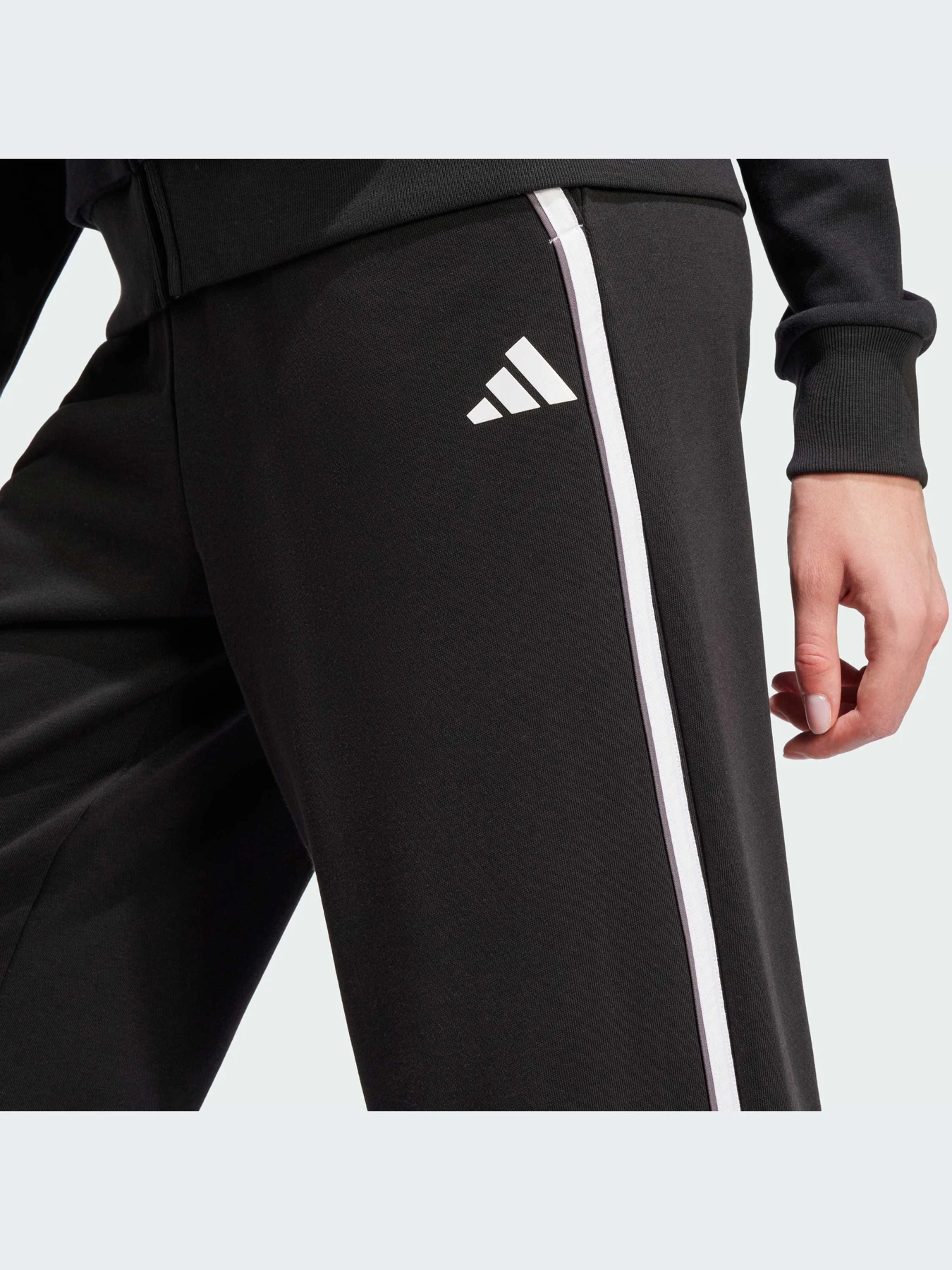 Брюки Adidas модель JG6207-KZ Брюки Adidas модель JG6207-KZ Фото