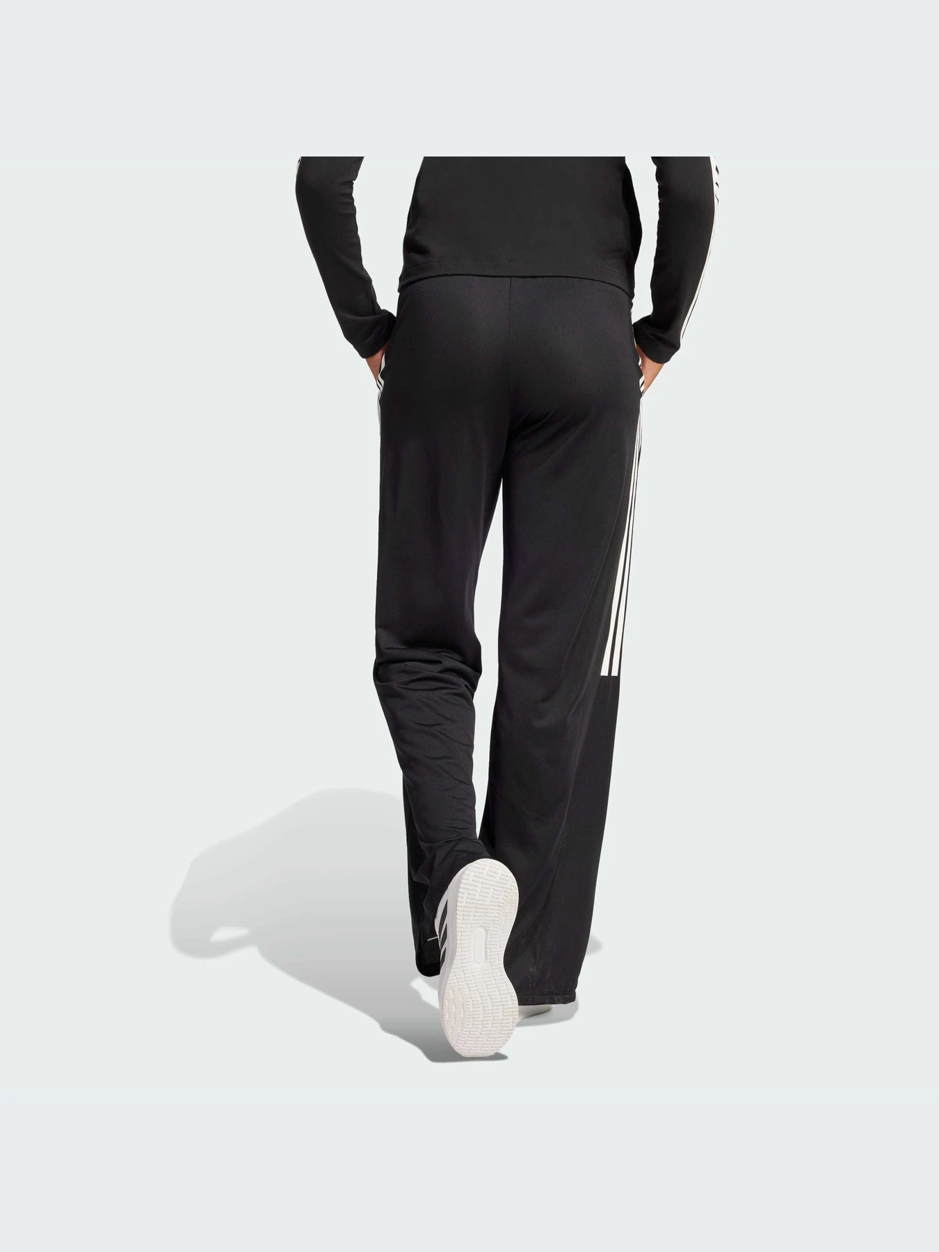 Брюки Adidas Tiro модель JG4103-KZ Брюки Adidas Tiro модель JG4103-KZ Фото