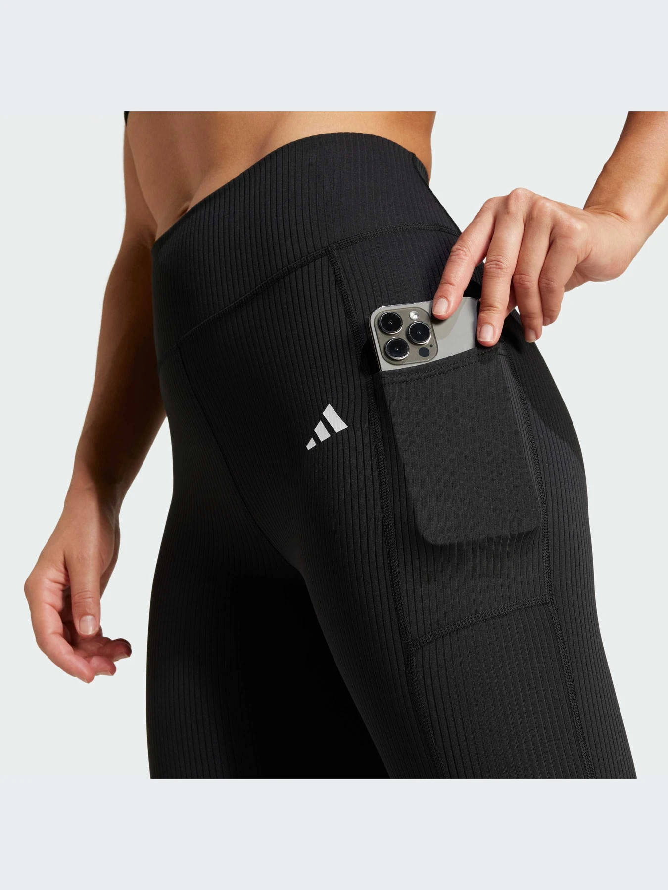 Брюки Adidas модель JE8024-KZ Брюки Adidas модель JE8024-KZ Фото