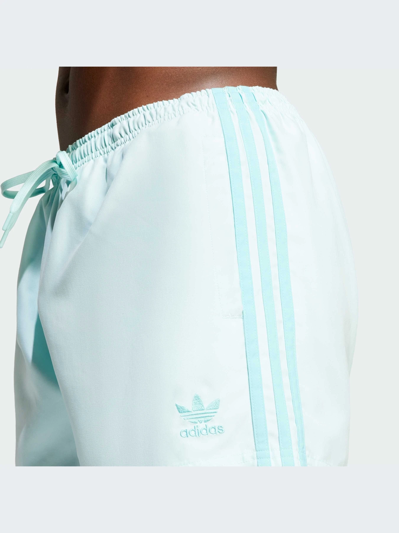 Одежда для пляжа Adidas модель JD0958-KZ Одежда для пляжа Adidas модель JD0958-KZ Фото
