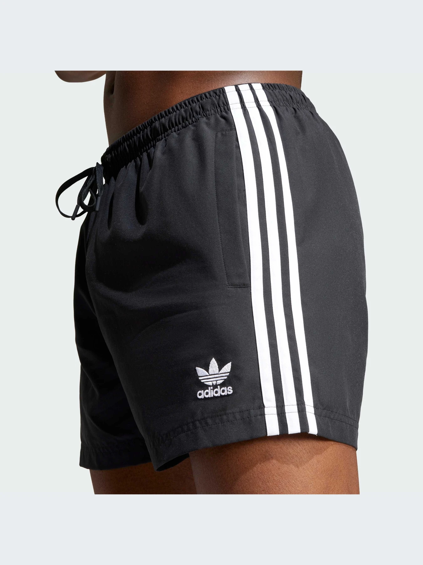 Одежда для пляжа Adidas модель JD0957-KZ Одежда для пляжа Adidas модель JD0957-KZ Фото