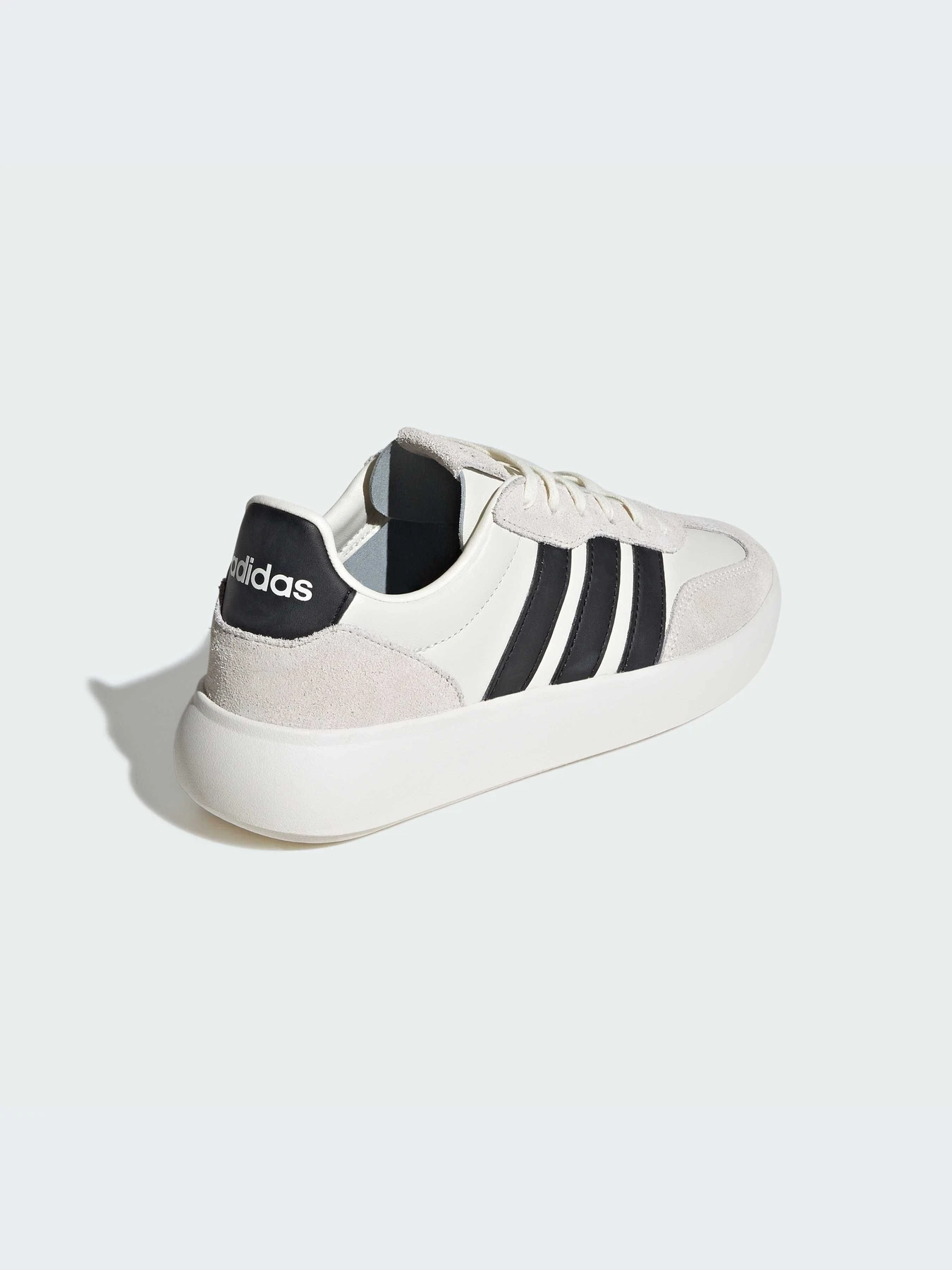 Кроссовки Adidas модель JR3531-KZ Кроссовки Adidas модель JR3531-KZ Фото
