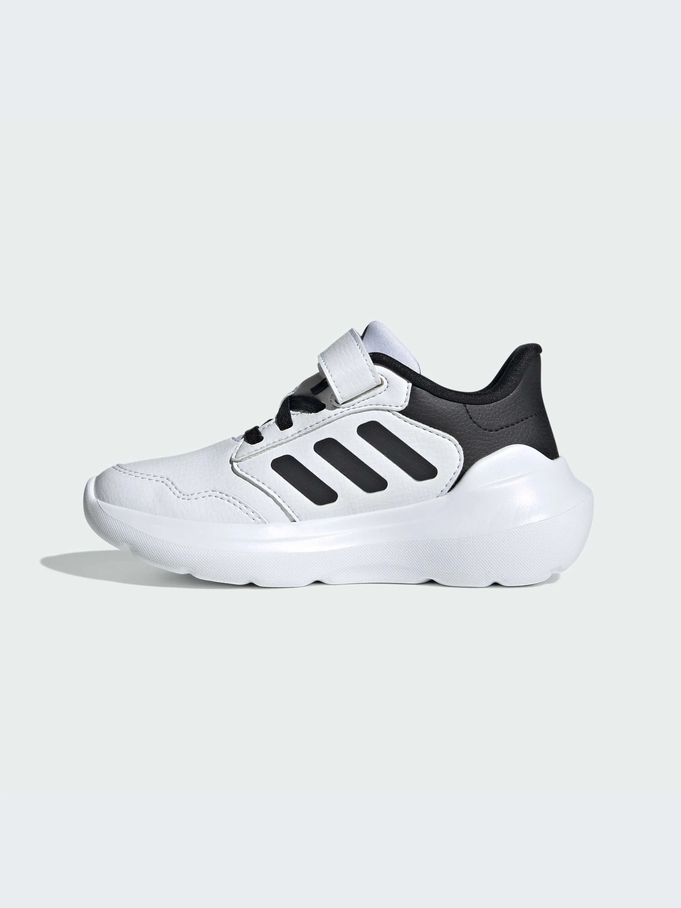 Кроссовки Adidas модель JH8606-KZ Кроссовки Adidas модель JH8606-KZ Фото