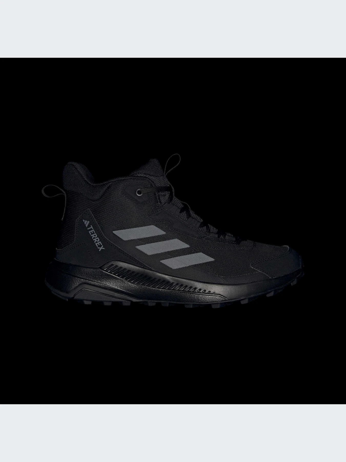 Ботинки и сапоги Adidas модель IE1473-KZ Ботинки и сапоги Adidas модель IE1473-KZ Фото