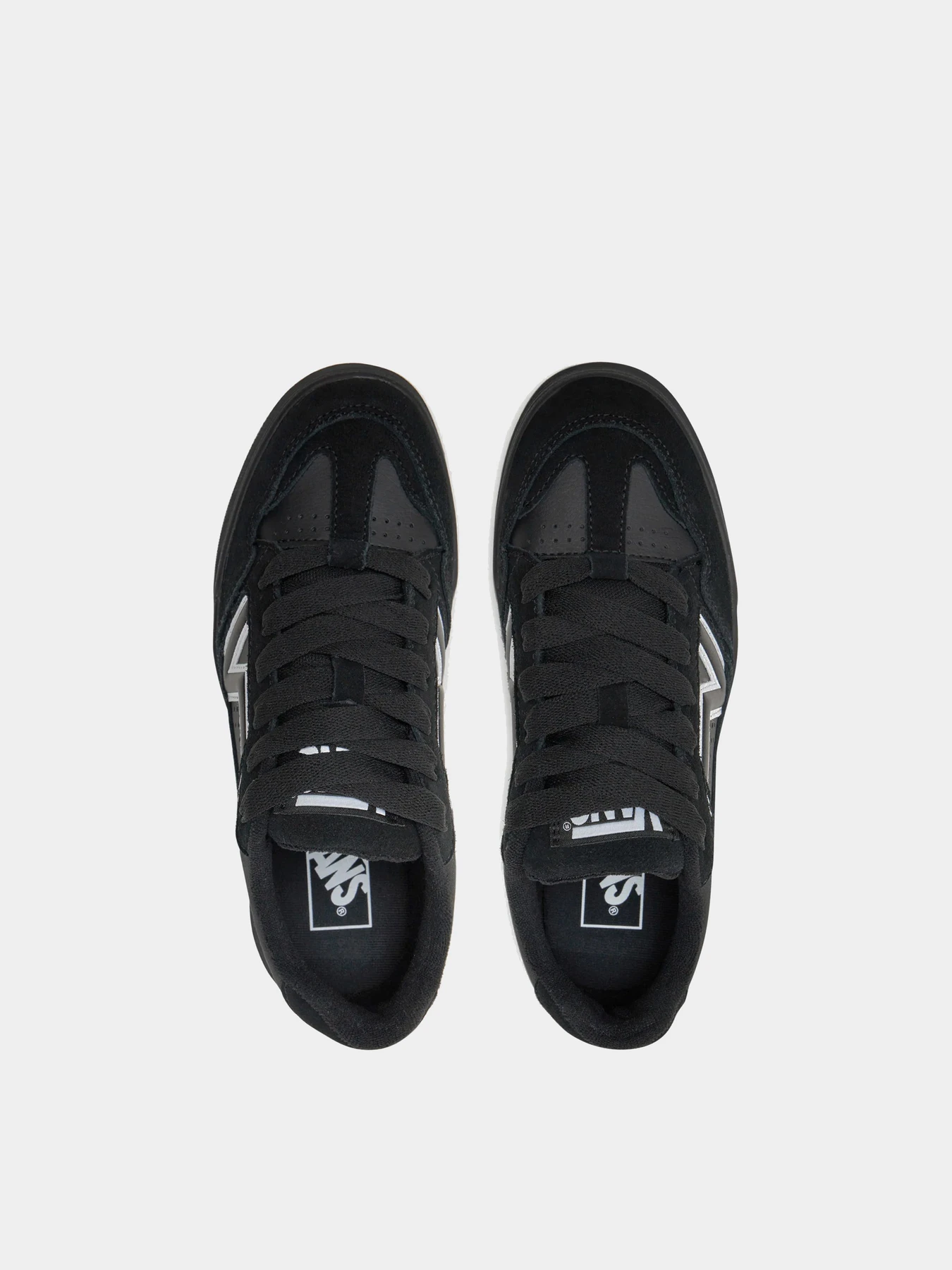 Кеды Vans модель VN000D25B8C1 Кеды Vans модель VN000D25B8C1 Фото