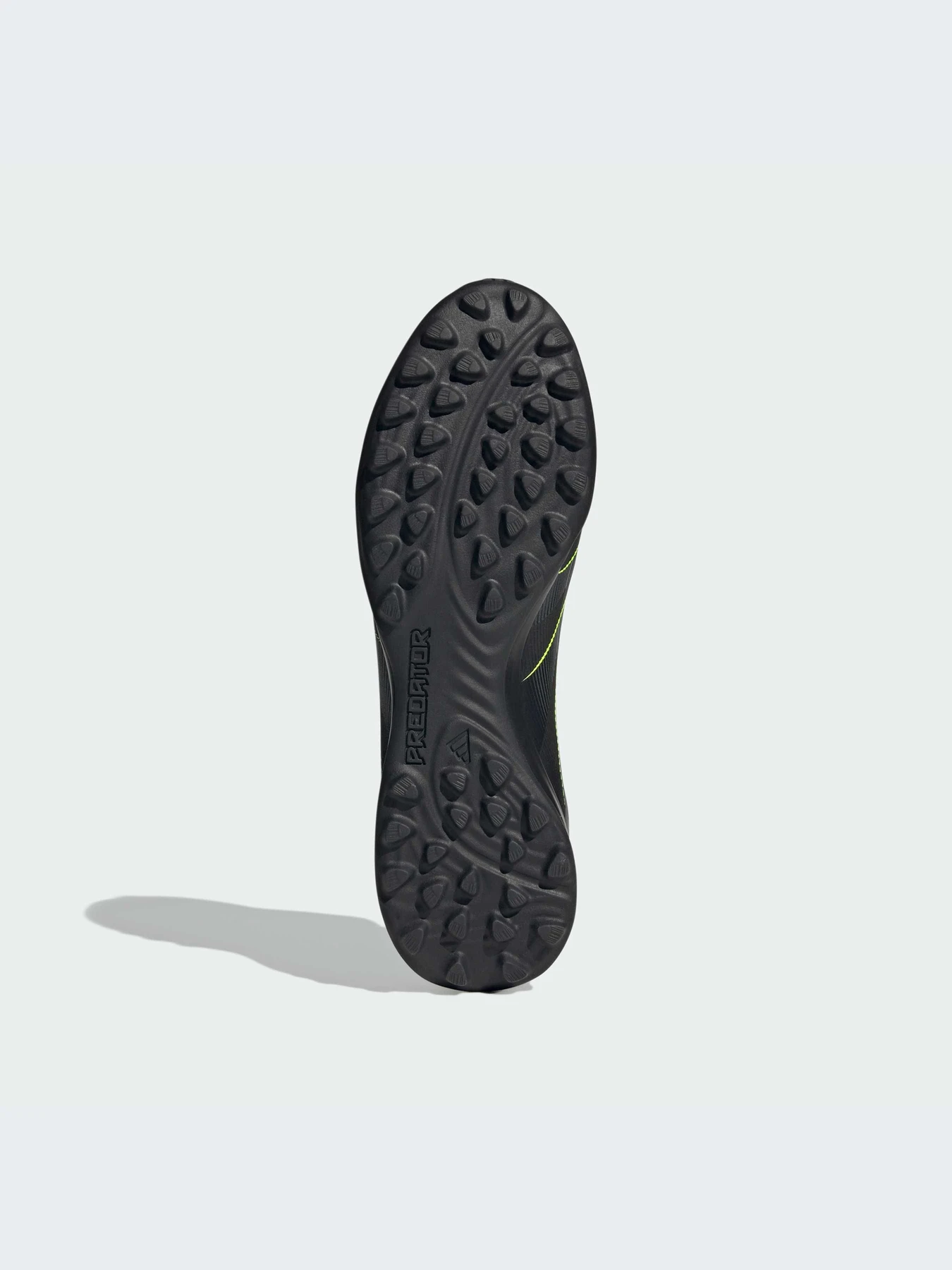 Кроссовки Adidas Predator модель JQ1073-KZ Кроссовки Adidas Predator модель JQ1073-KZ Фото