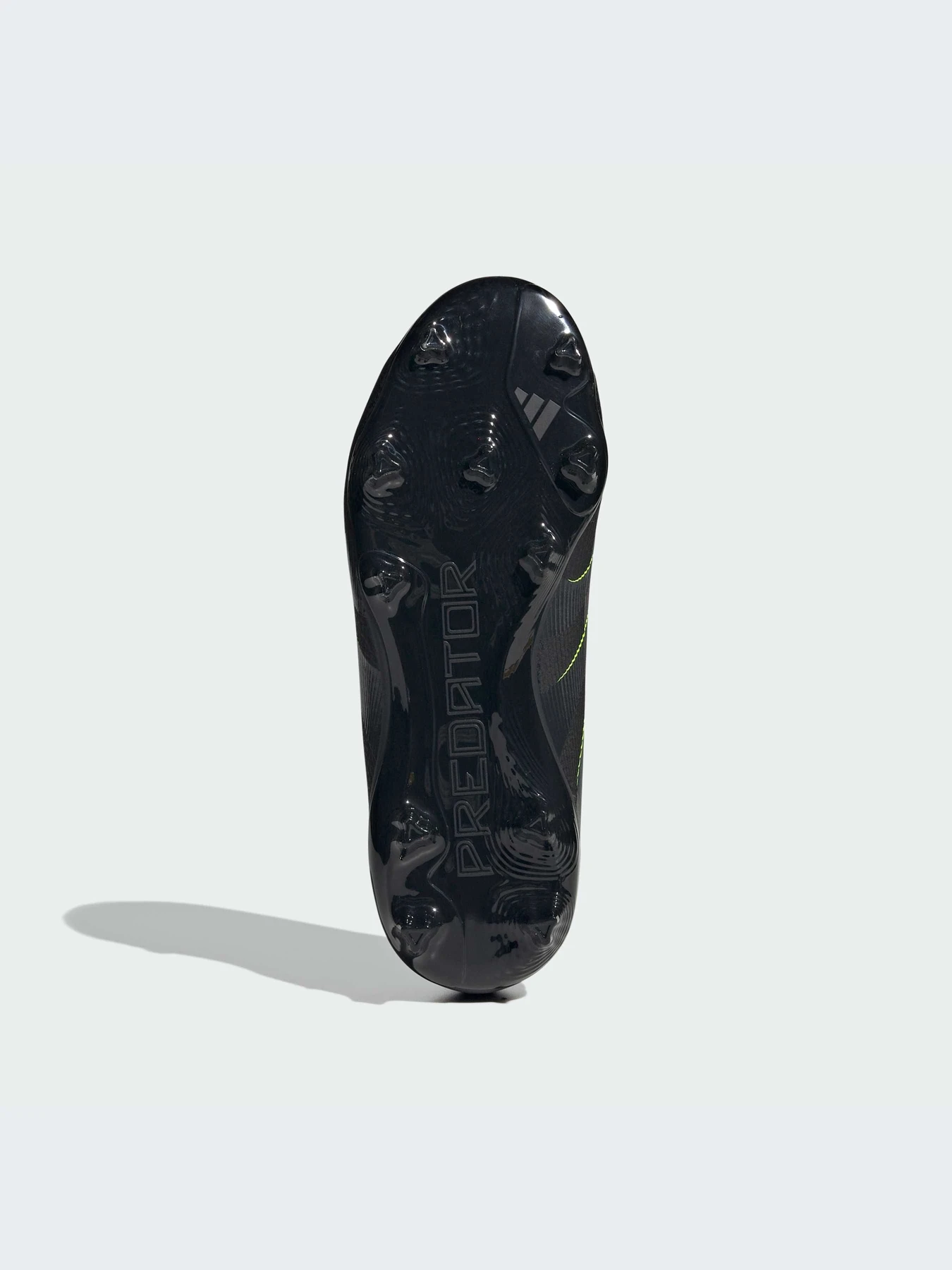 Кроссовки Adidas Predator модель JI1122-KZ Кроссовки Adidas Predator модель JI1122-KZ Фото