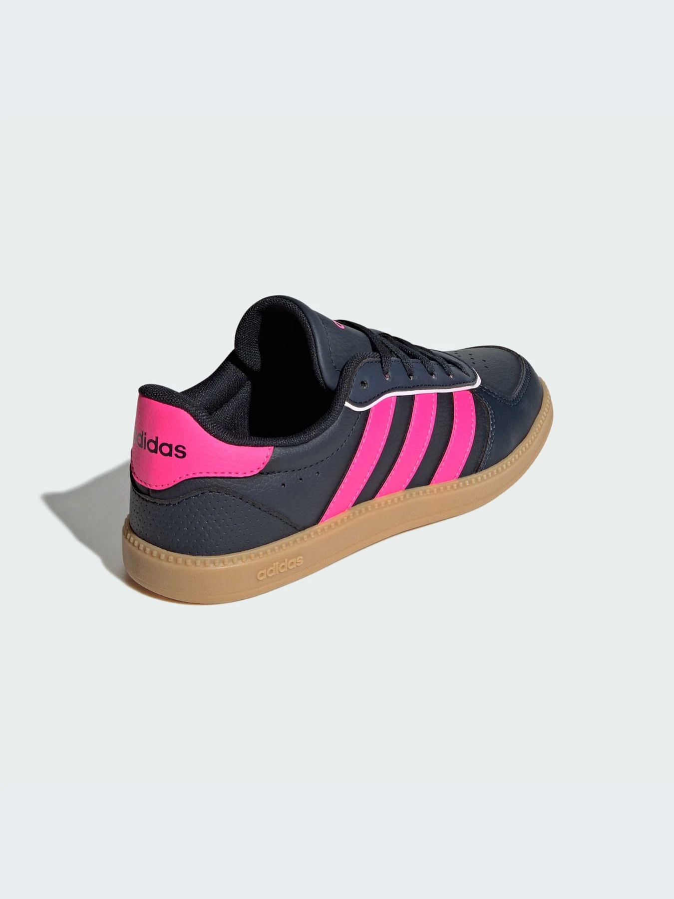 Кроссовки Adidas модель JQ3053-KZ Кроссовки Adidas модель JQ3053-KZ Фото