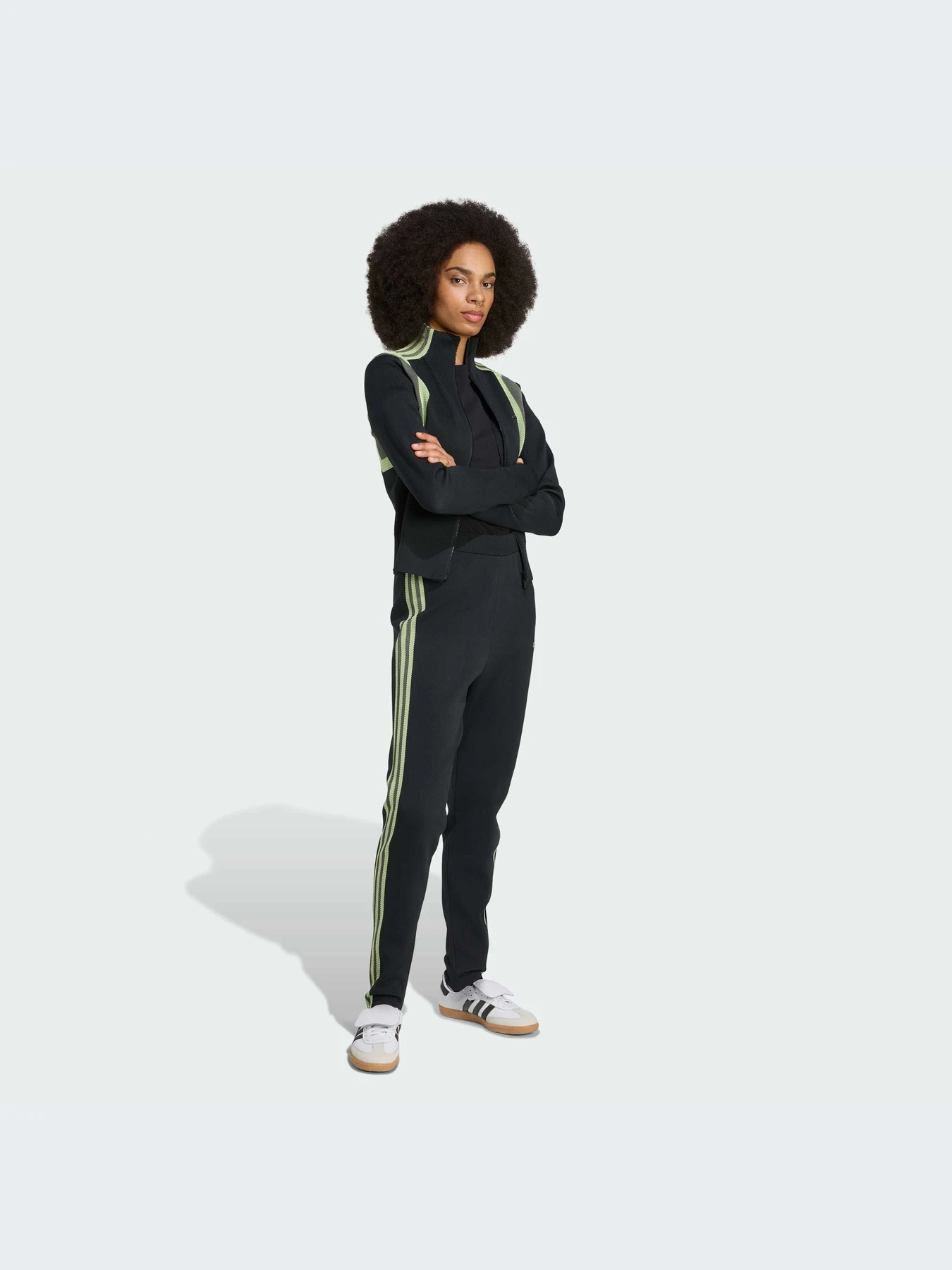 Худи и свитшоты Adidas модель JW2514-KZ Худи и свитшоты Adidas модель JW2514-KZ Фото