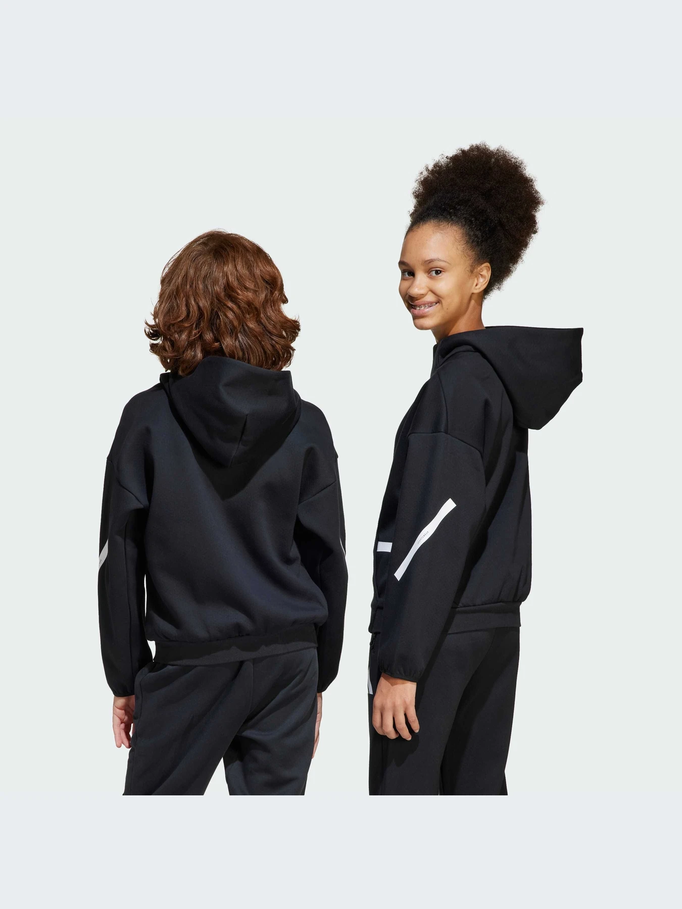 Худи и свитшоты Adidas ZNE модель IS6916-KZ Худи и свитшоты Adidas ZNE модель IS6916-KZ Фото