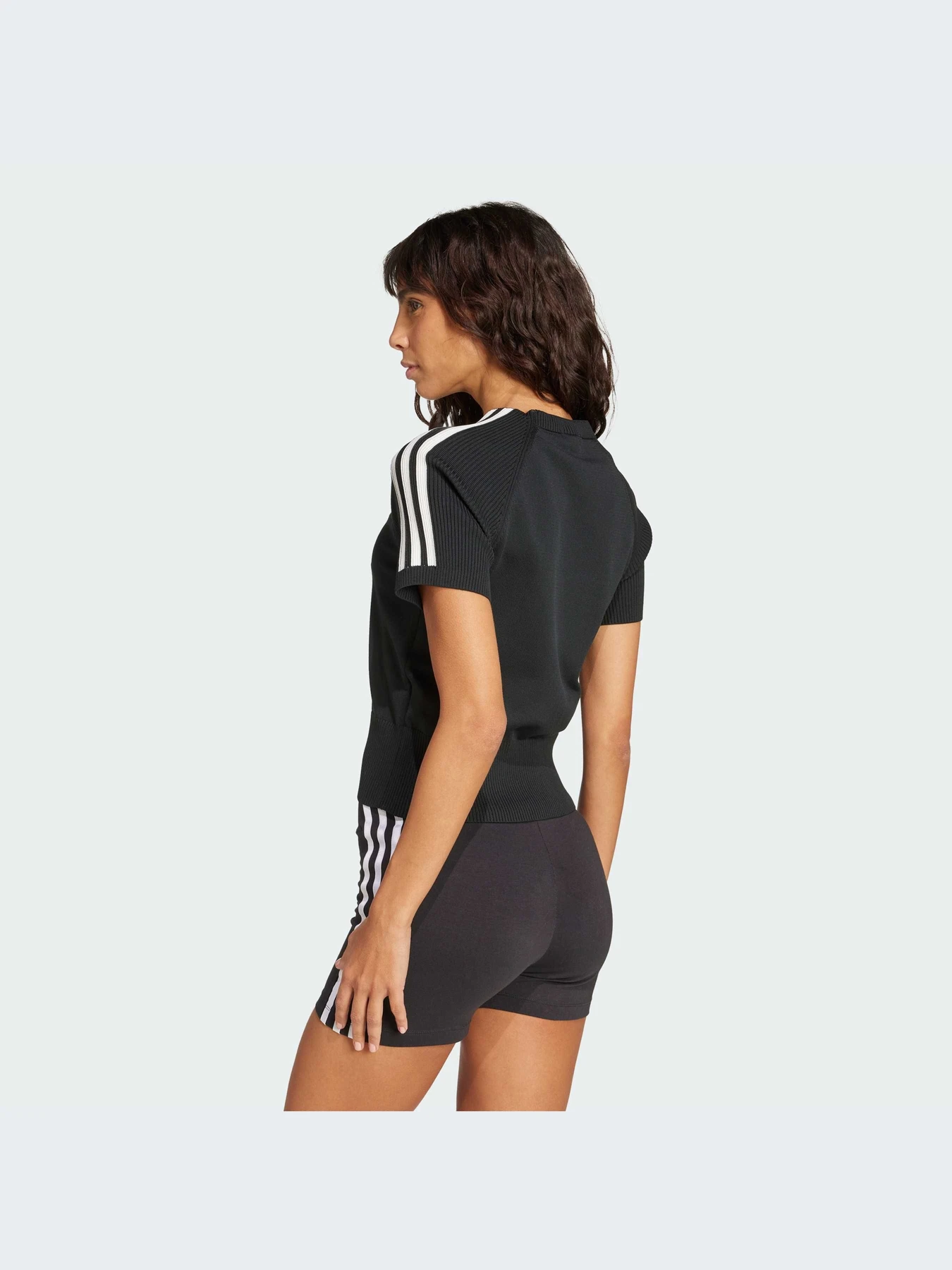 Футболки и поло Adidas модель JW2518-KZ Футболки и поло Adidas модель JW2518-KZ Фото