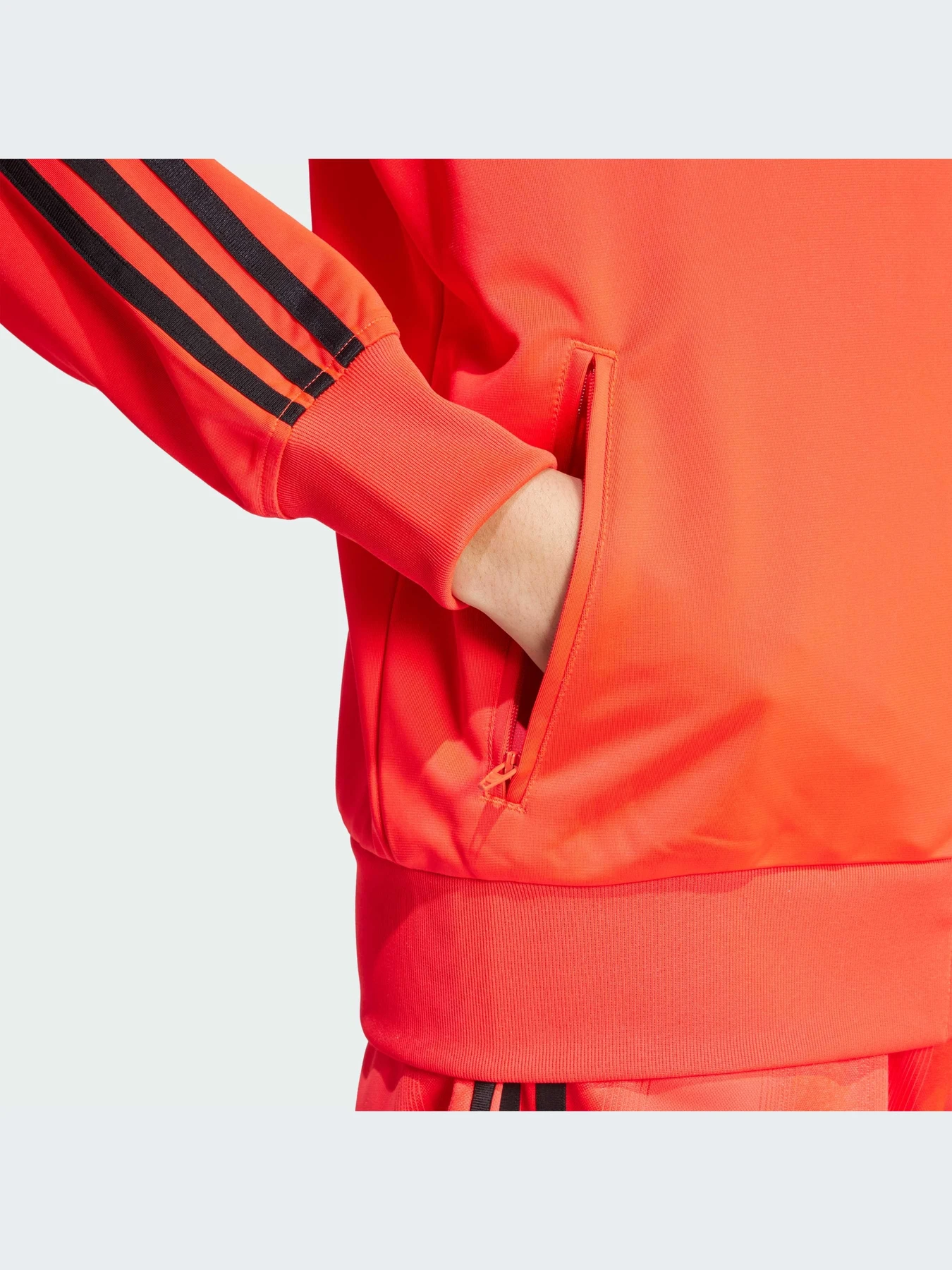 Худи и свитшоты Adidas Adicolor модель JW3663-KZ Худи и свитшоты Adidas Adicolor модель JW3663-KZ Фото
