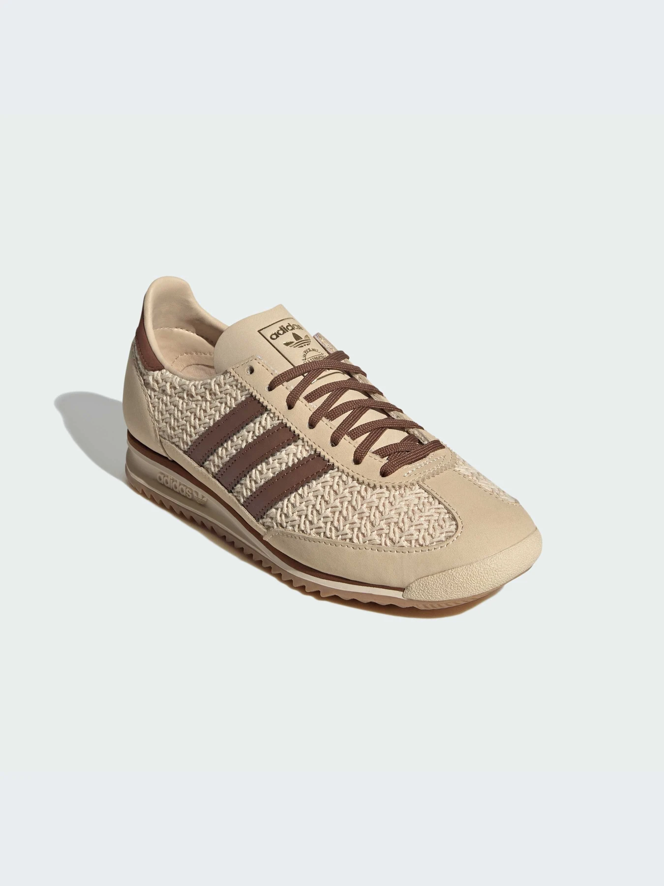 Кроссовки Adidas модель JR4229-KZ Кроссовки Adidas модель JR4229-KZ Фото