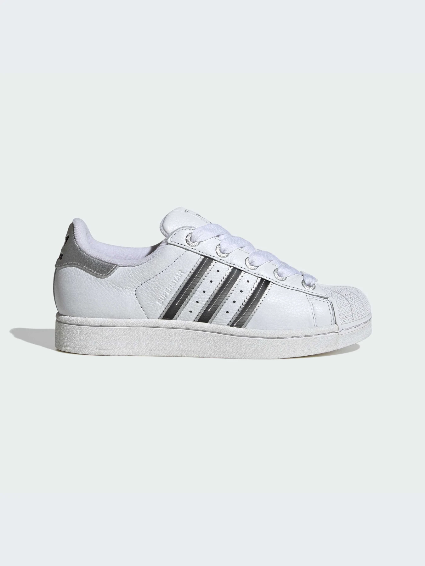 Кроссовки Adidas Superstar модель JR4233-KZ Кроссовки Adidas Superstar модель JR4233-KZ Фото