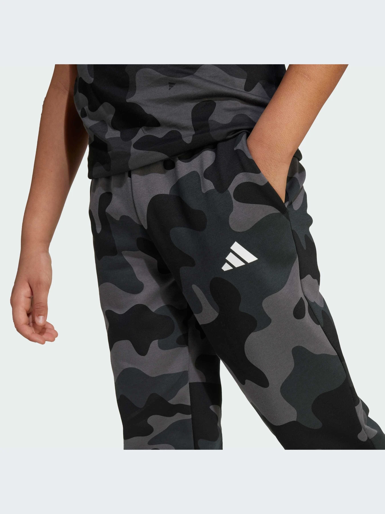 Брюки Adidas модель JN2224-KZ Брюки Adidas модель JN2224-KZ Фото