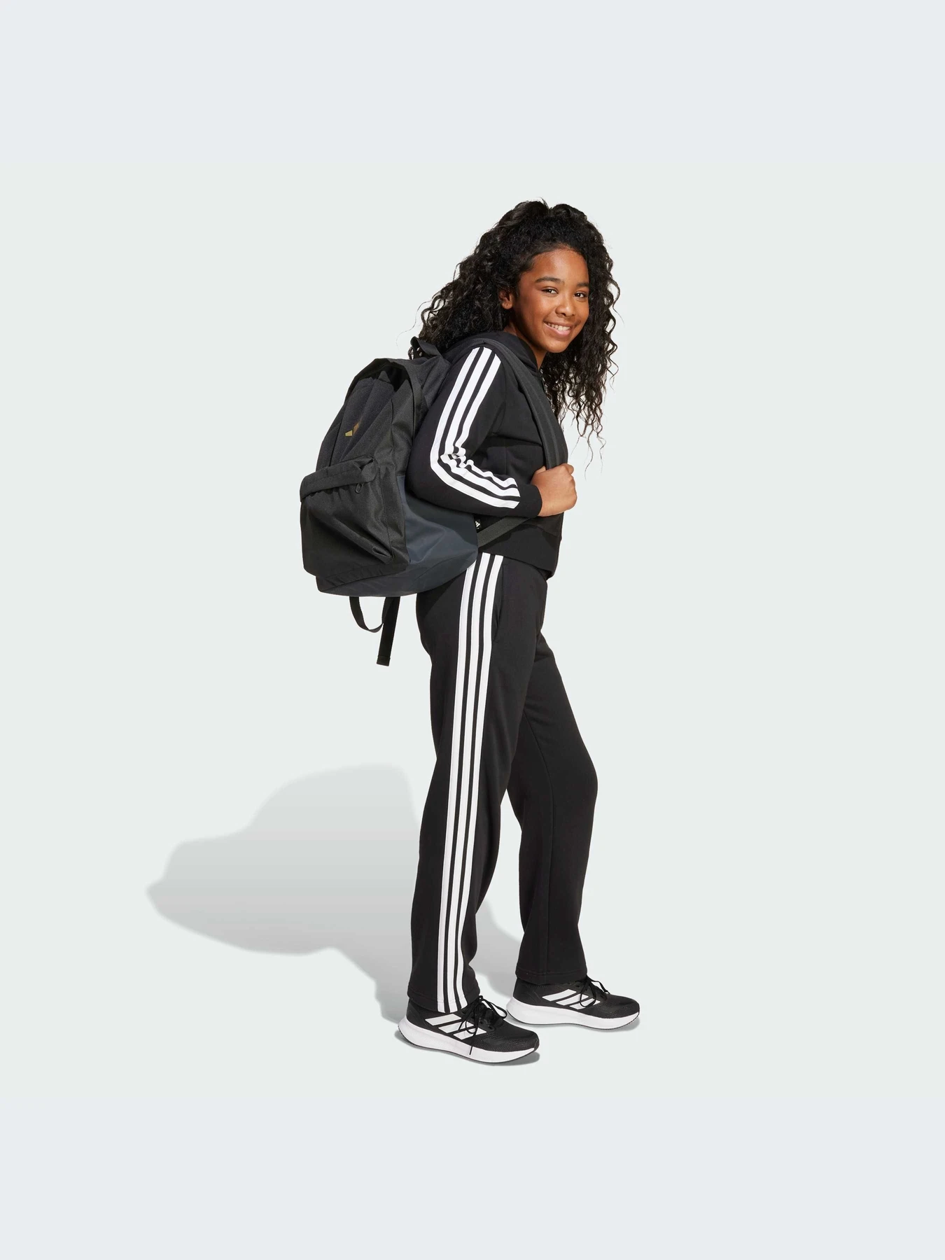 Костюмы Adidas модель JM1490-KZ Костюмы Adidas модель JM1490-KZ Фото
