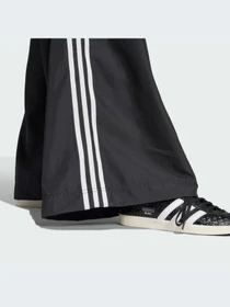 Брюки Adidas Adicolor модель JD3390-KZ Фото