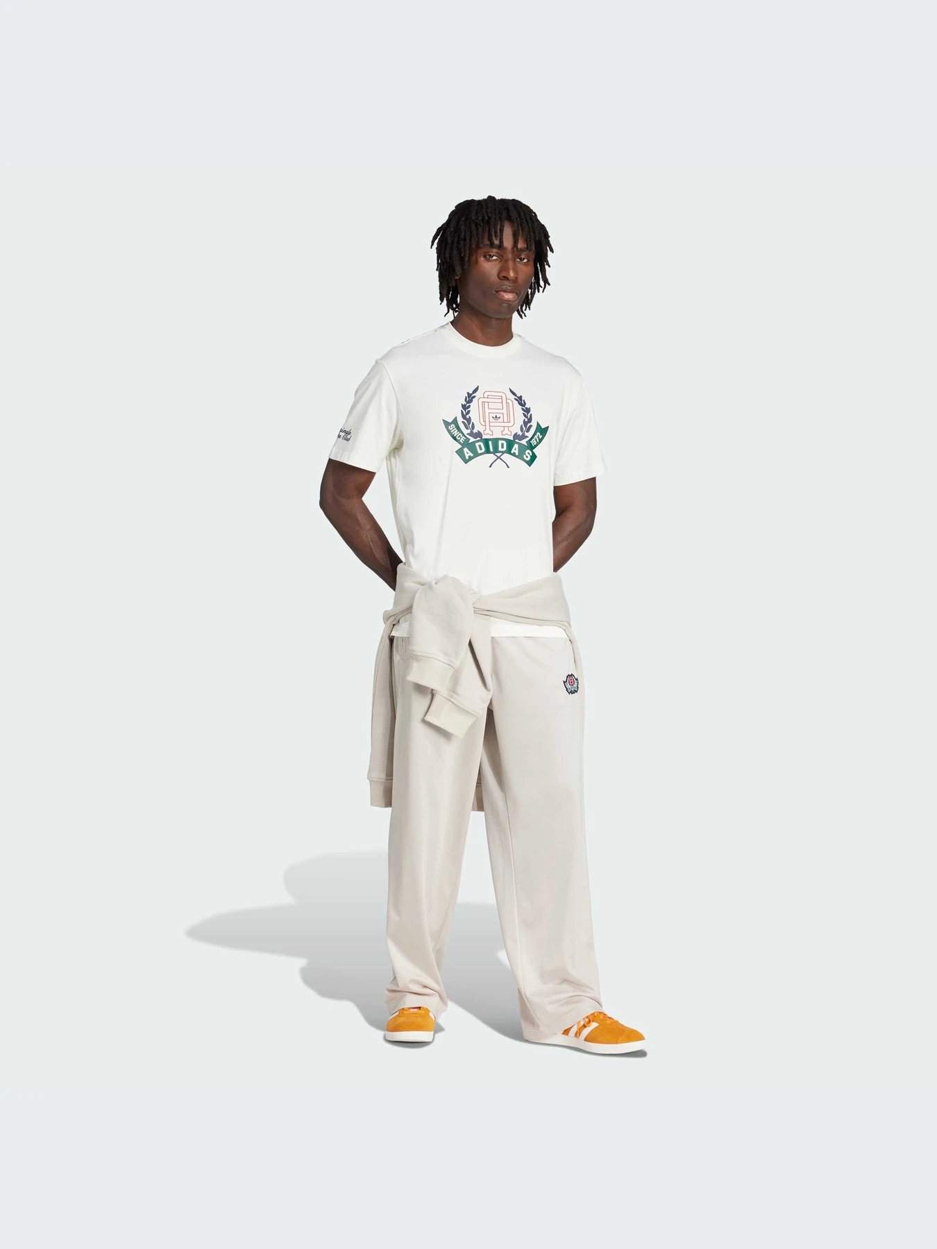 Футболки и поло Adidas Graphics модель JX8158-KZ Футболки и поло Adidas Graphics модель JX8158-KZ Фото