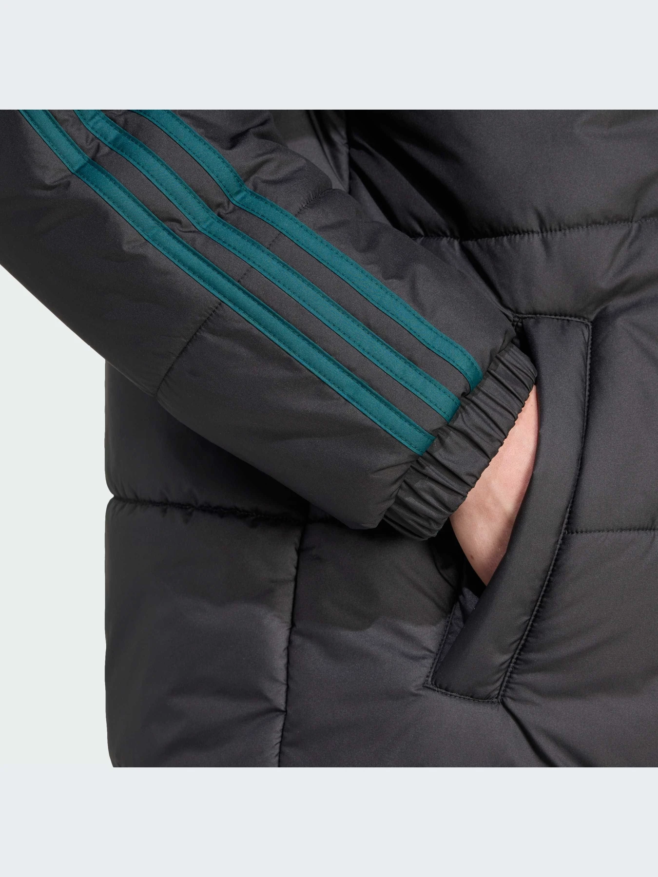 Куртки и дубленки Adidas Adicolor модель JX6447-KZ Куртки и дубленки Adidas Adicolor модель JX6447-KZ Фото