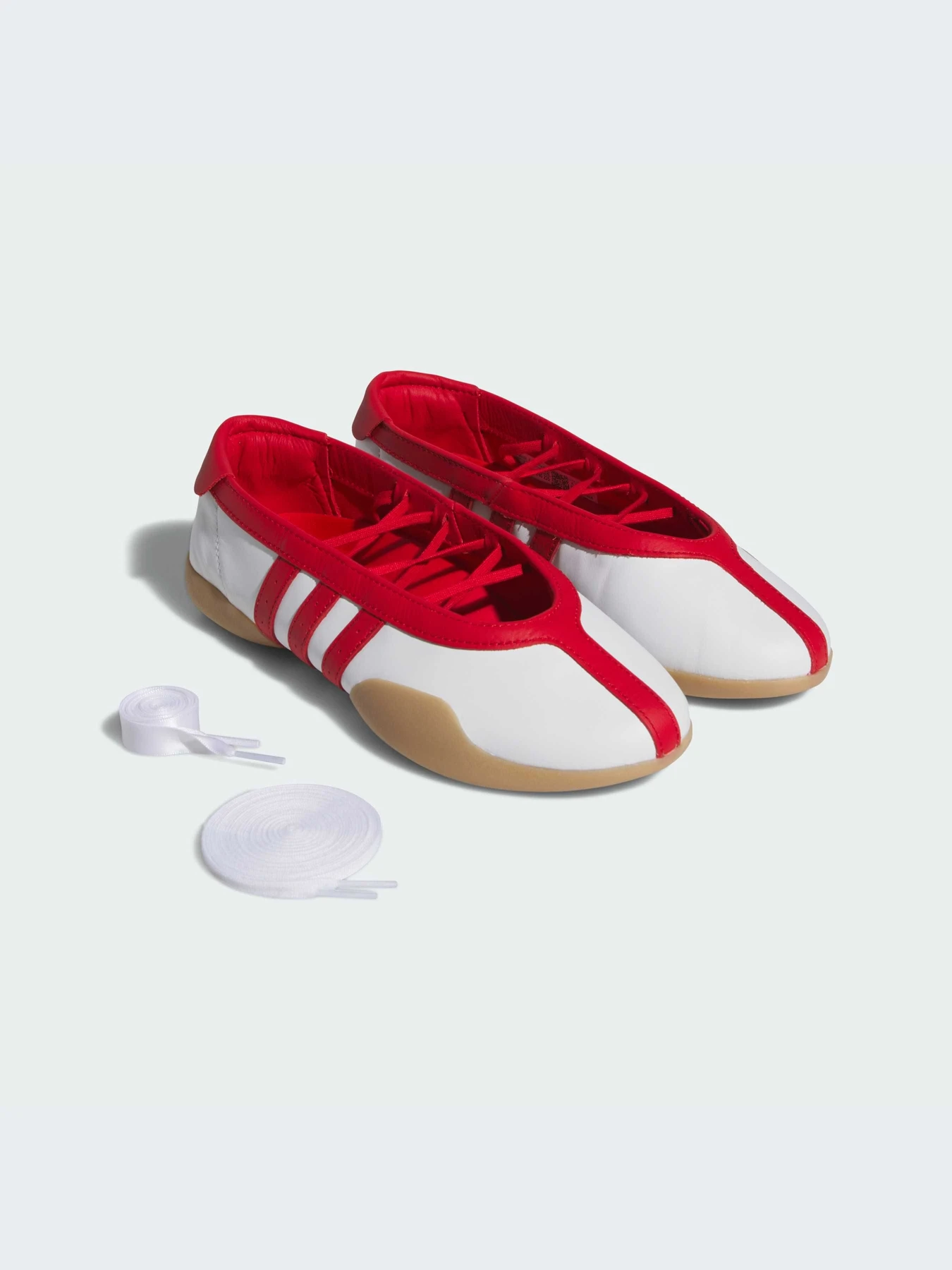 Кроссовки Adidas модель JQ0960-KZ Кроссовки Adidas модель JQ0960-KZ Фото