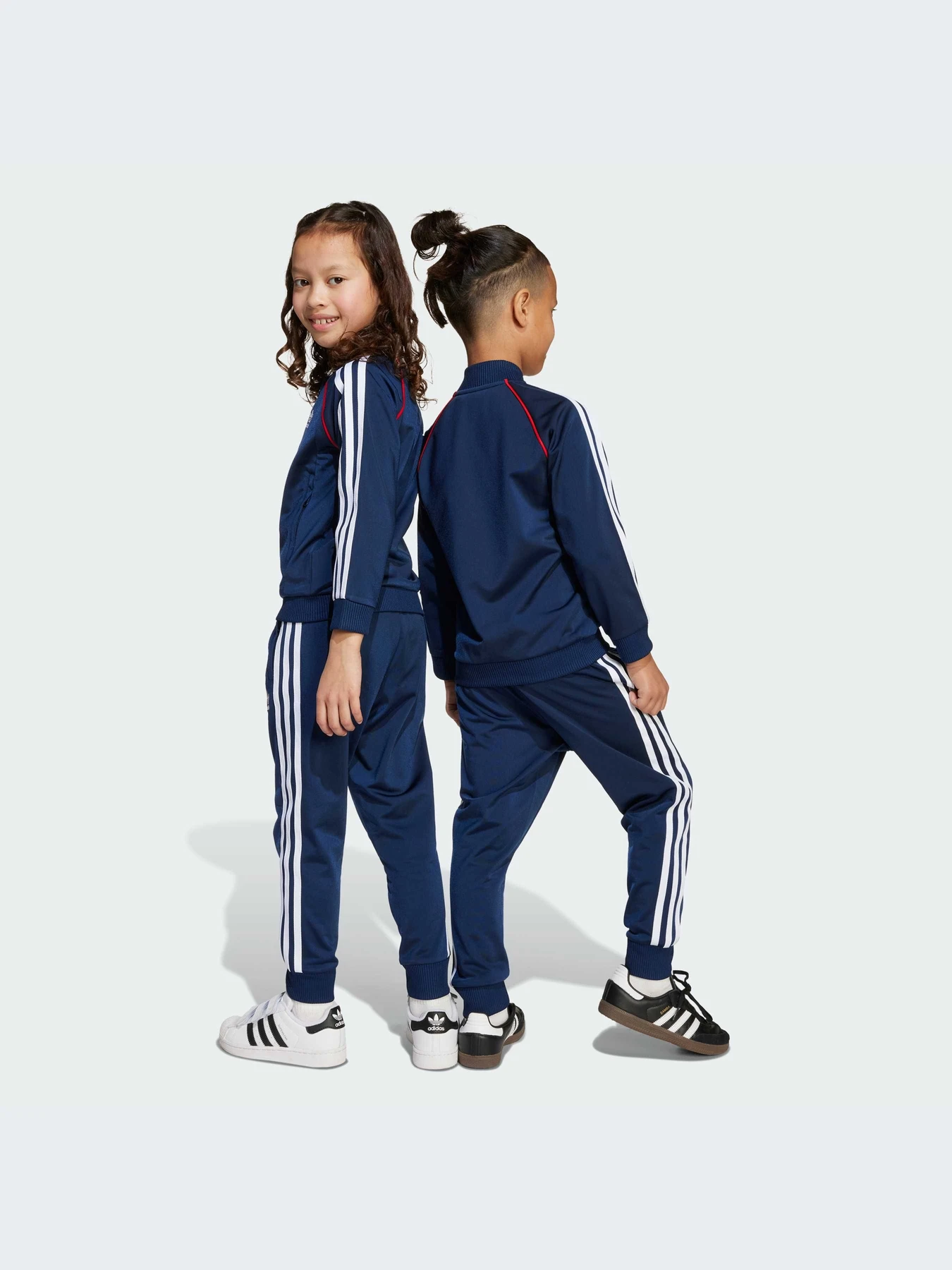 Костюмы Adidas Adicolor модель JY1143-KZ Костюмы Adidas Adicolor модель JY1143-KZ Фото