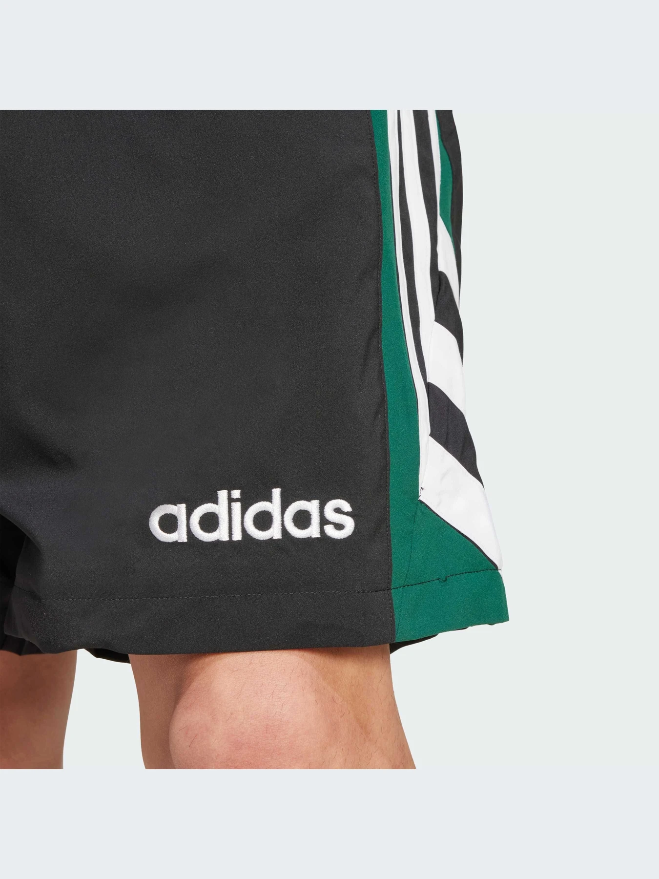 Шорты Adidas модель JX3077-KZ Шорты Adidas модель JX3077-KZ Фото