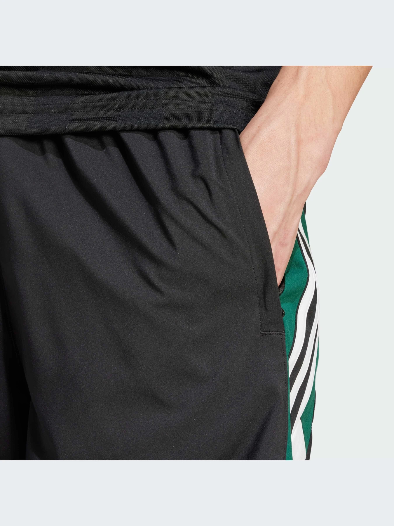 Шорты Adidas модель JX3077-KZ Шорты Adidas модель JX3077-KZ Фото