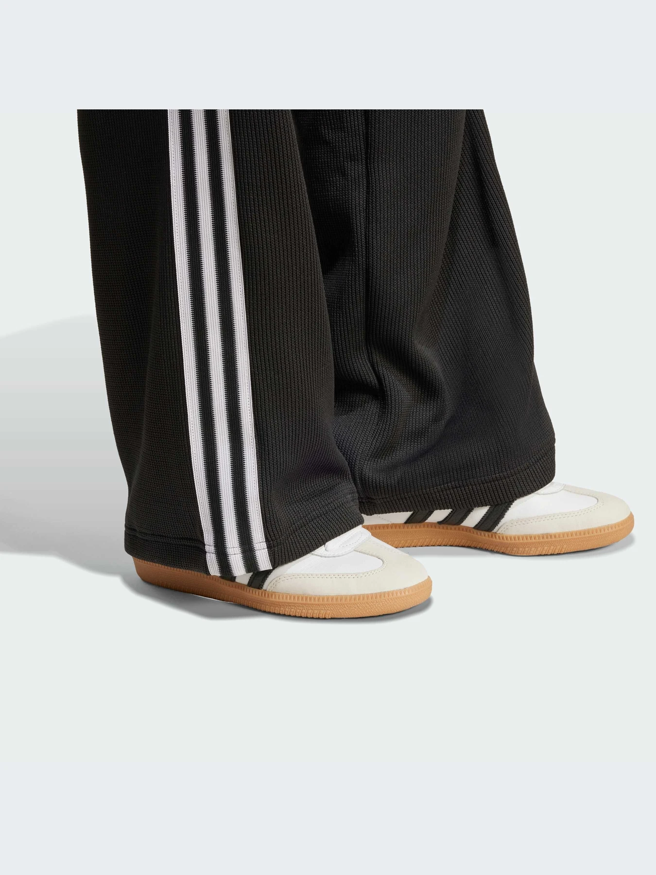 Брюки Adidas модель JV7525-KZ Брюки Adidas модель JV7525-KZ Фото