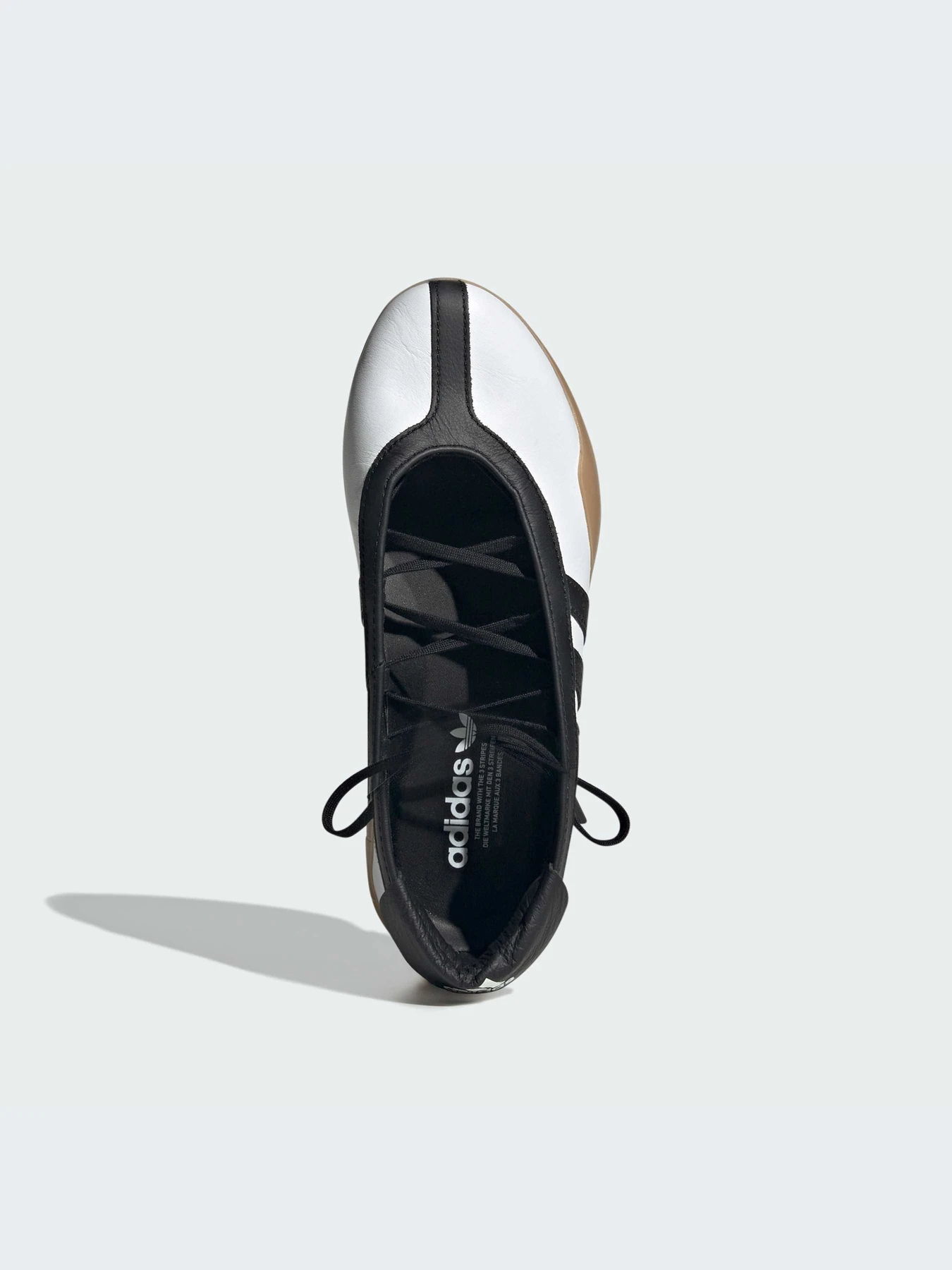 Кроссовки Adidas модель JR7030-KZ Кроссовки Adidas модель JR7030-KZ Фото