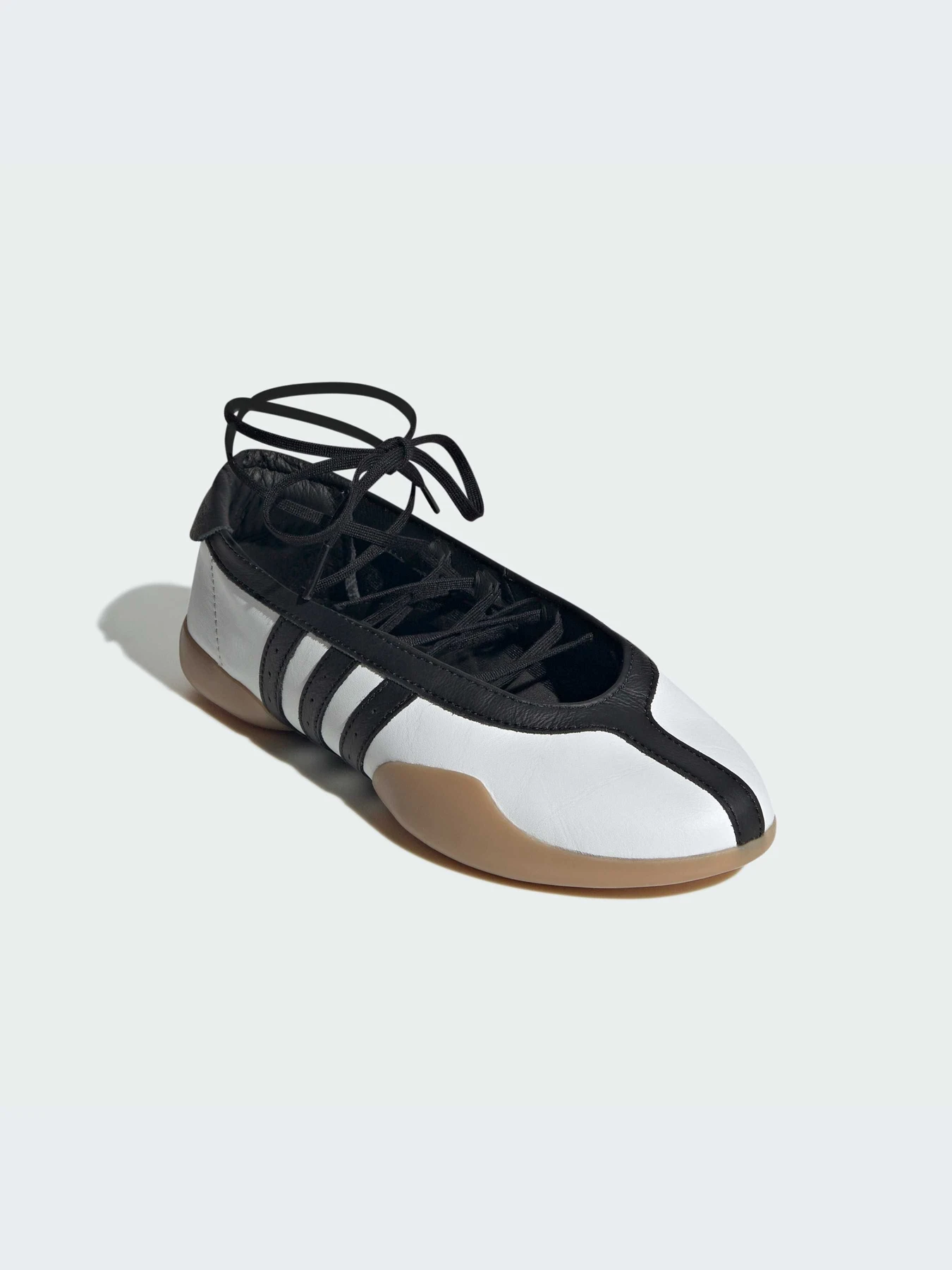 Кроссовки Adidas модель JR7030-KZ Кроссовки Adidas модель JR7030-KZ Фото