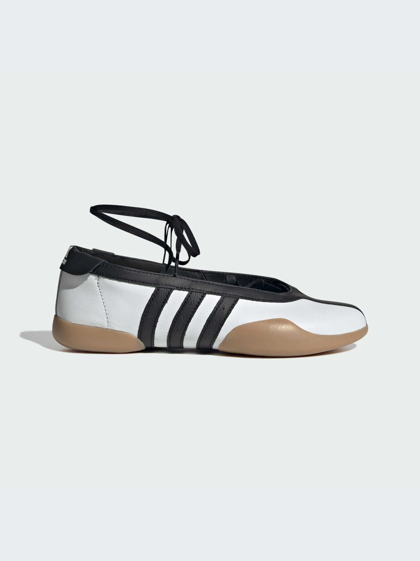 Кроссовки Adidas модель JR7030-KZ Кроссовки Adidas модель JR7030-KZ Фото