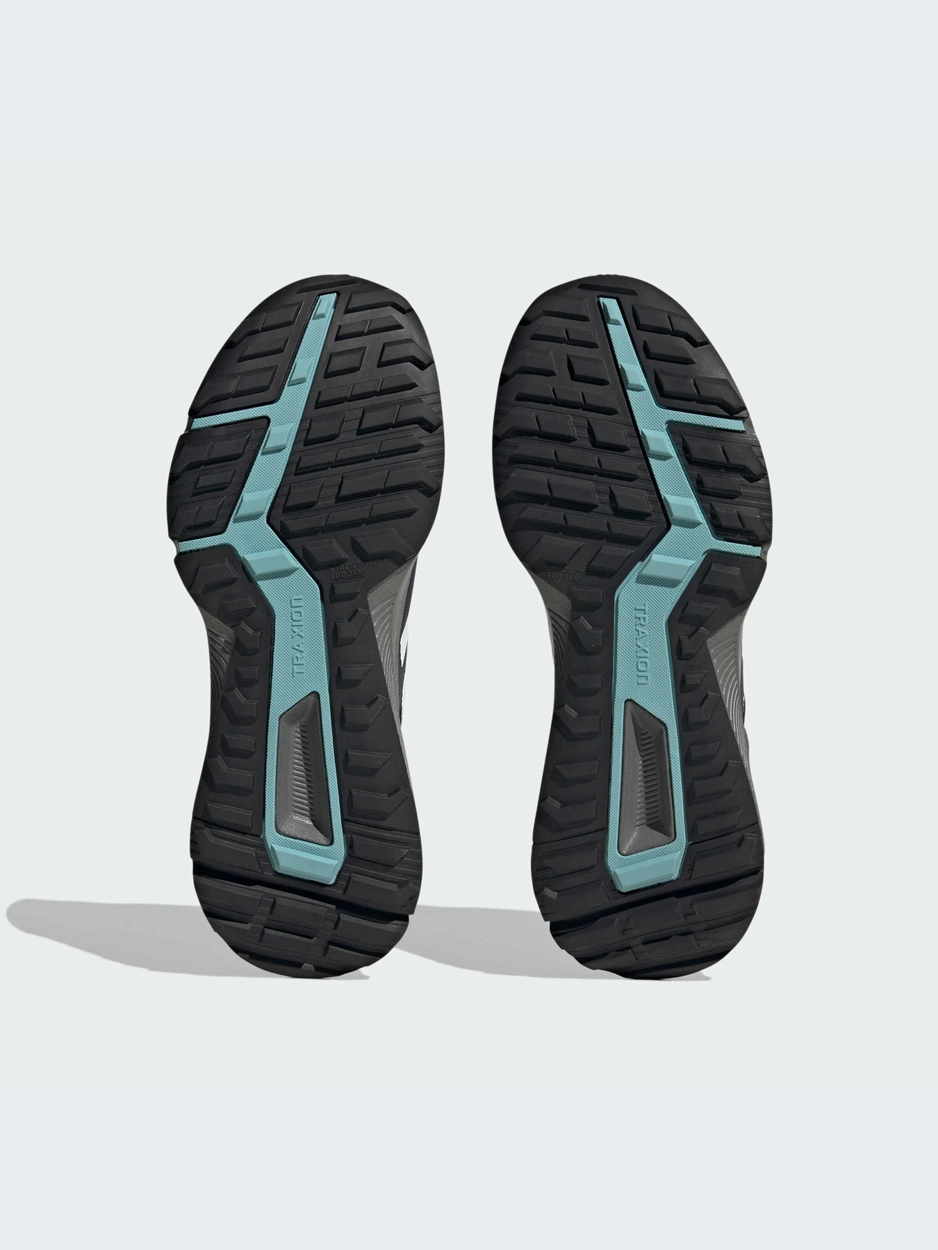 Кроссовки Adidas Terrex модель IF5030-KZ Кроссовки Adidas Terrex модель IF5030-KZ Фото