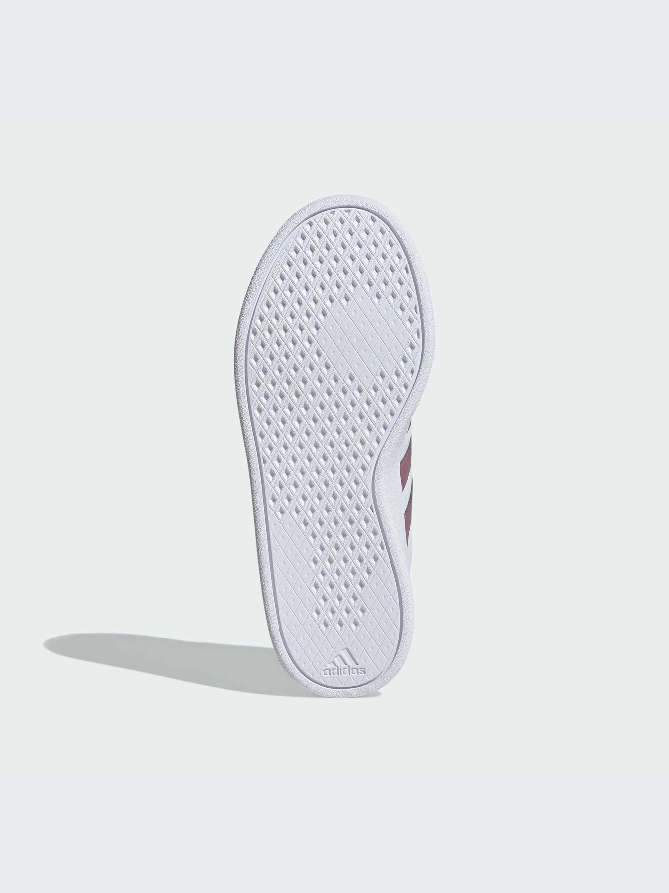 Кроссовки Adidas модель IE5246-KZ Кроссовки Adidas модель IE5246-KZ Фото