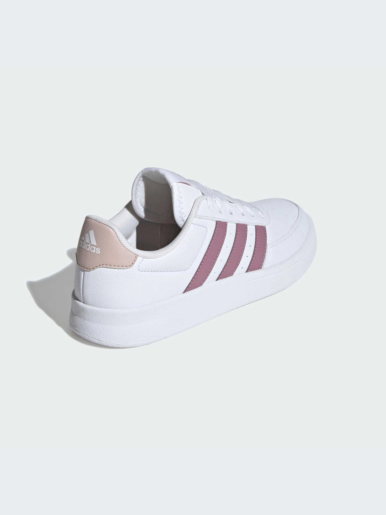 Кроссовки Adidas модель IE5246-KZ Кроссовки Adidas модель IE5246-KZ Фото