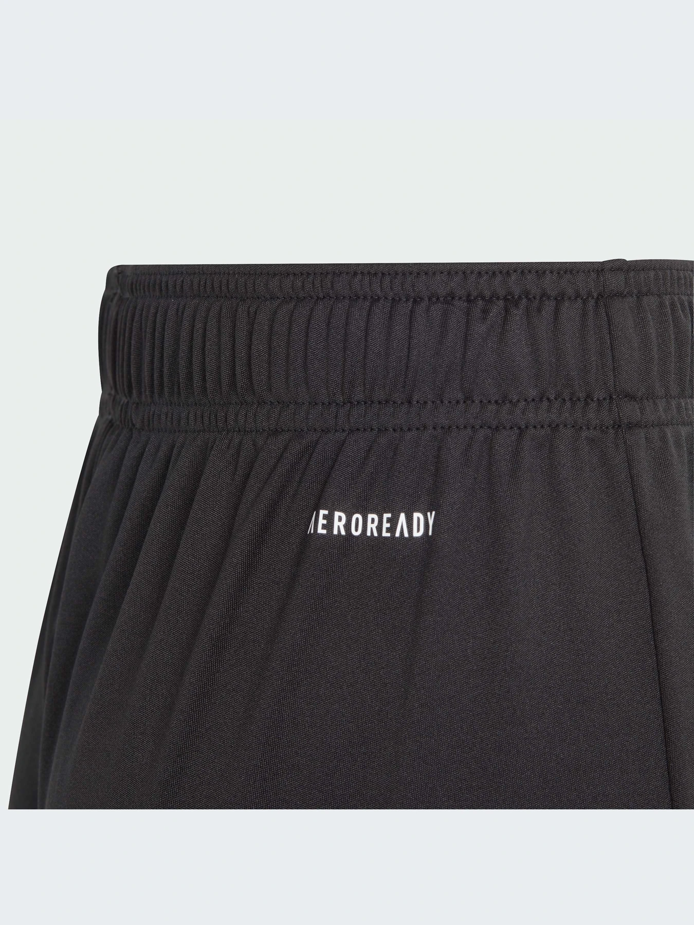 Шорты Adidas модель IN0648-KZ Шорты Adidas модель IN0648-KZ Фото